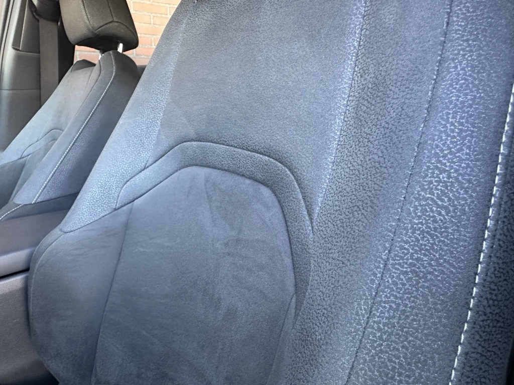 Hoofdafbeelding Lexus UX
