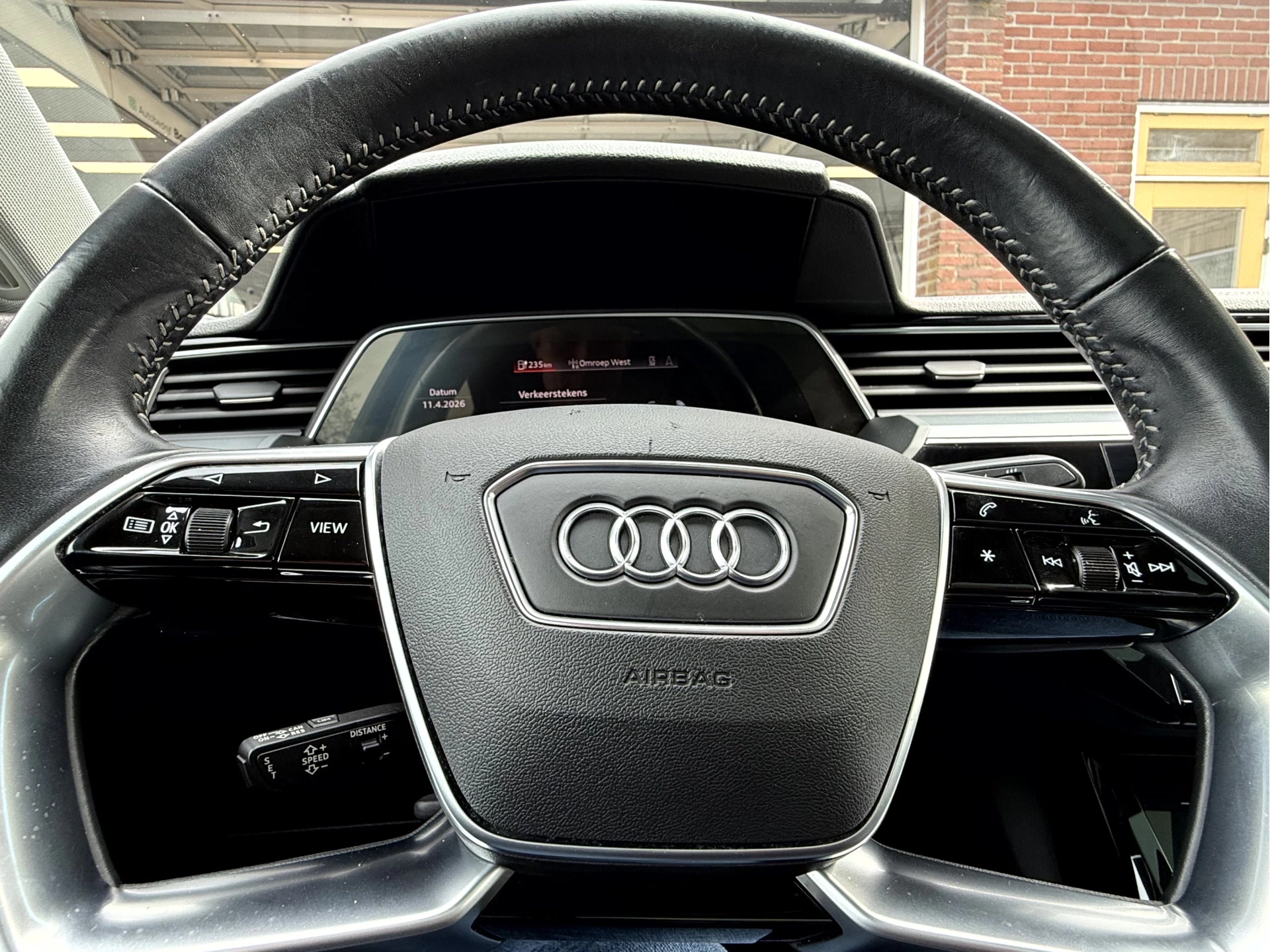 Hoofdafbeelding Audi e-tron