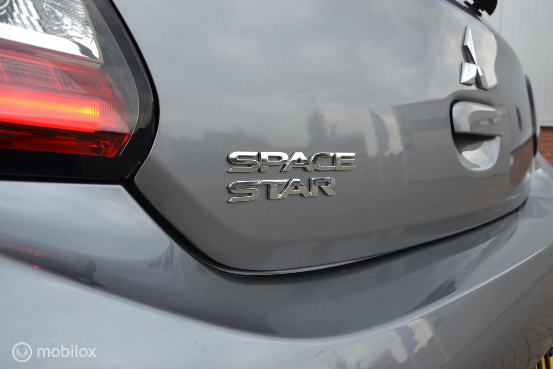 Hoofdafbeelding Mitsubishi Space Star