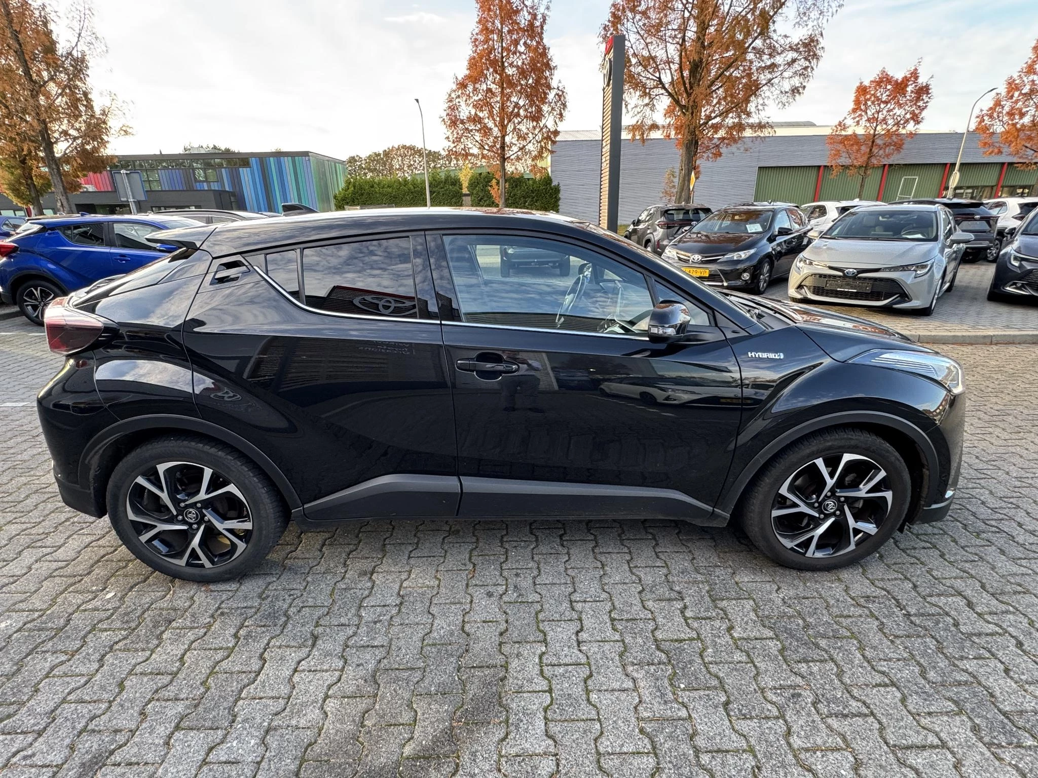Hoofdafbeelding Toyota C-HR