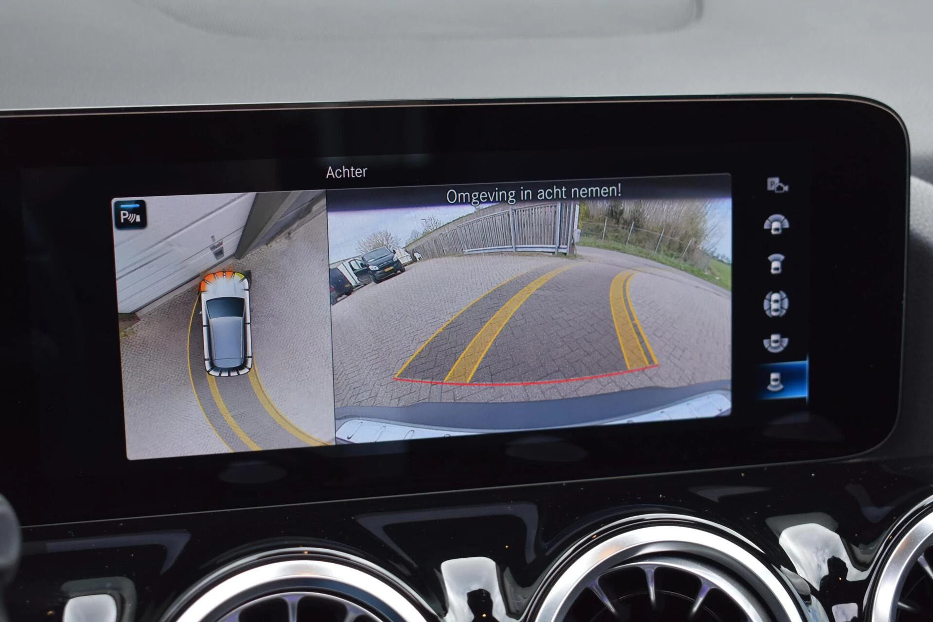 Hoofdafbeelding Mercedes-Benz EQA