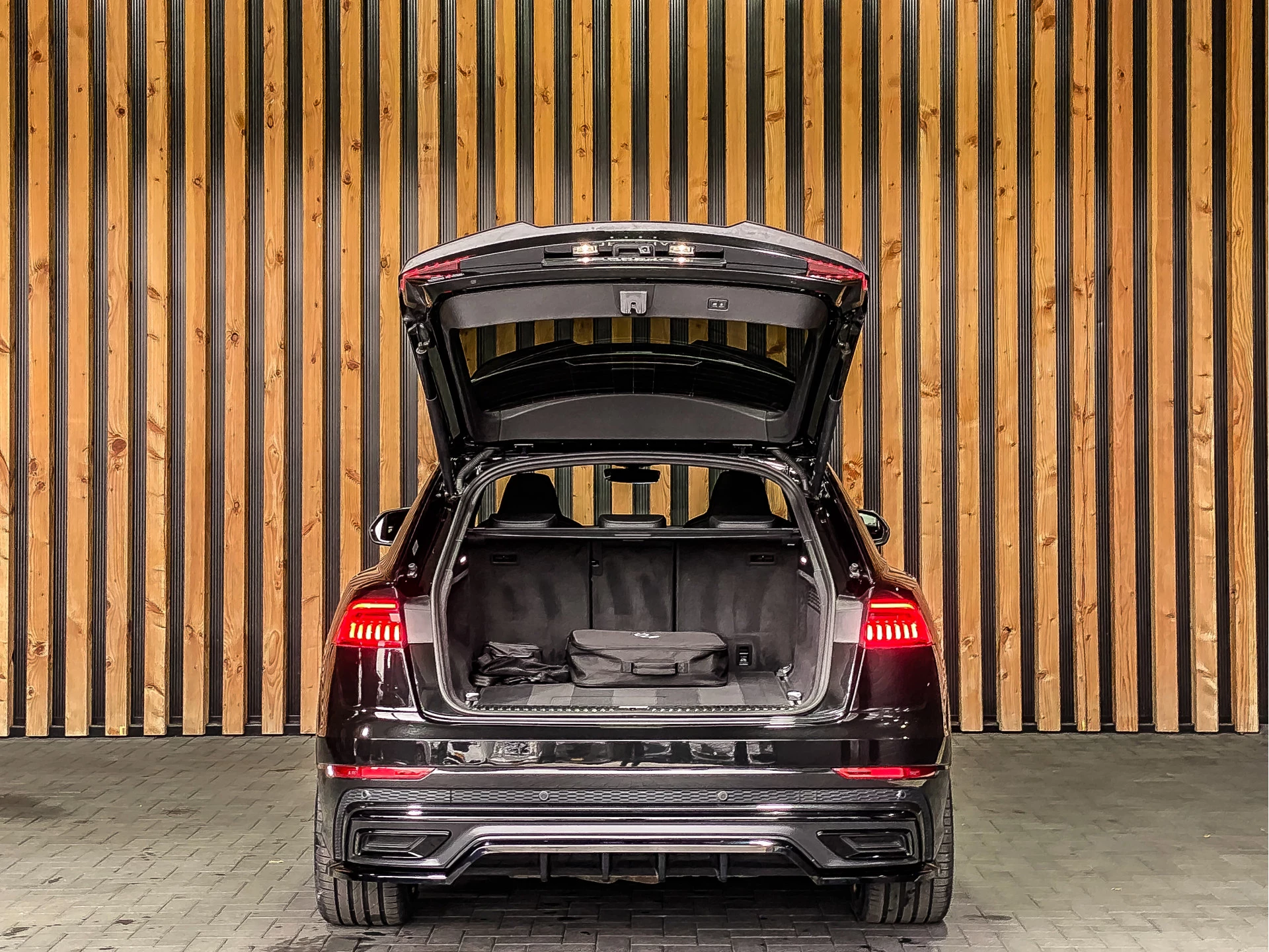 Hoofdafbeelding Audi Q8