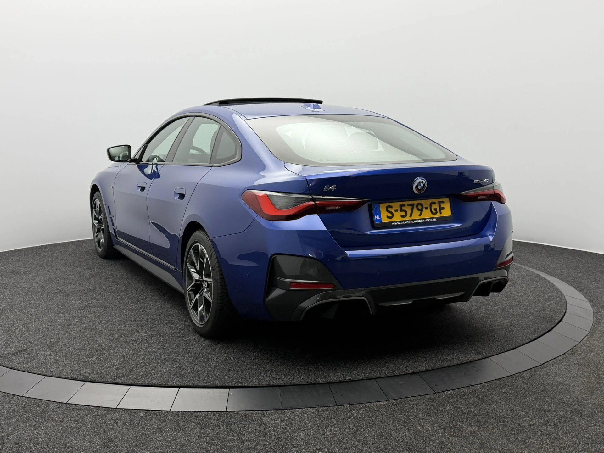 Hoofdafbeelding BMW i4