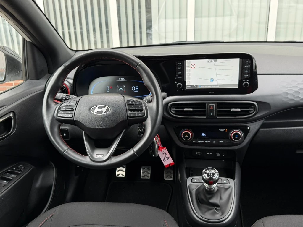 Hoofdafbeelding Hyundai i10