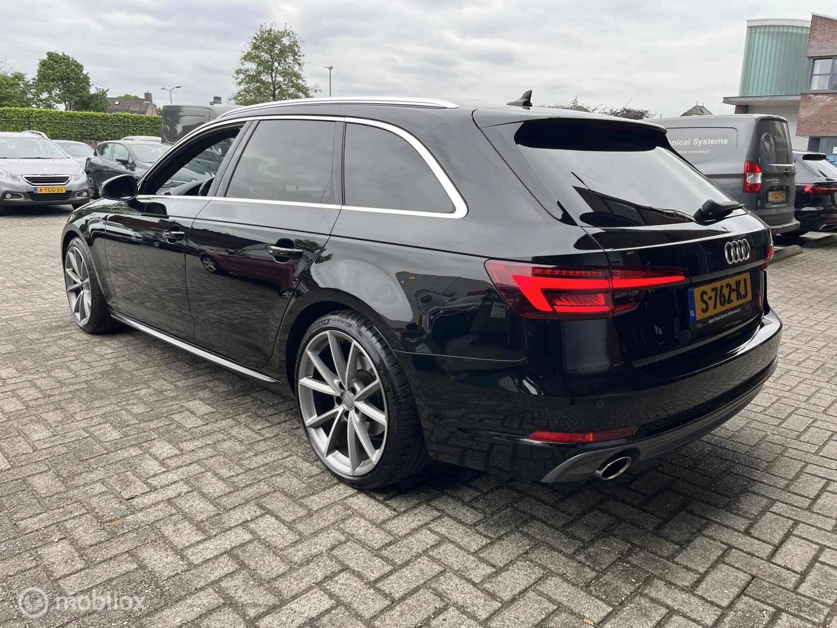 Hoofdafbeelding Audi A4