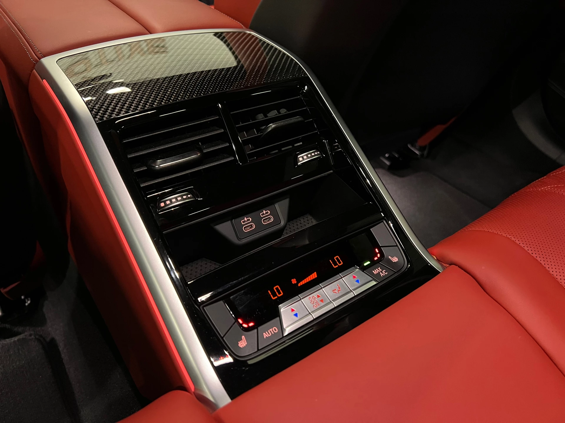 Hoofdafbeelding BMW M8