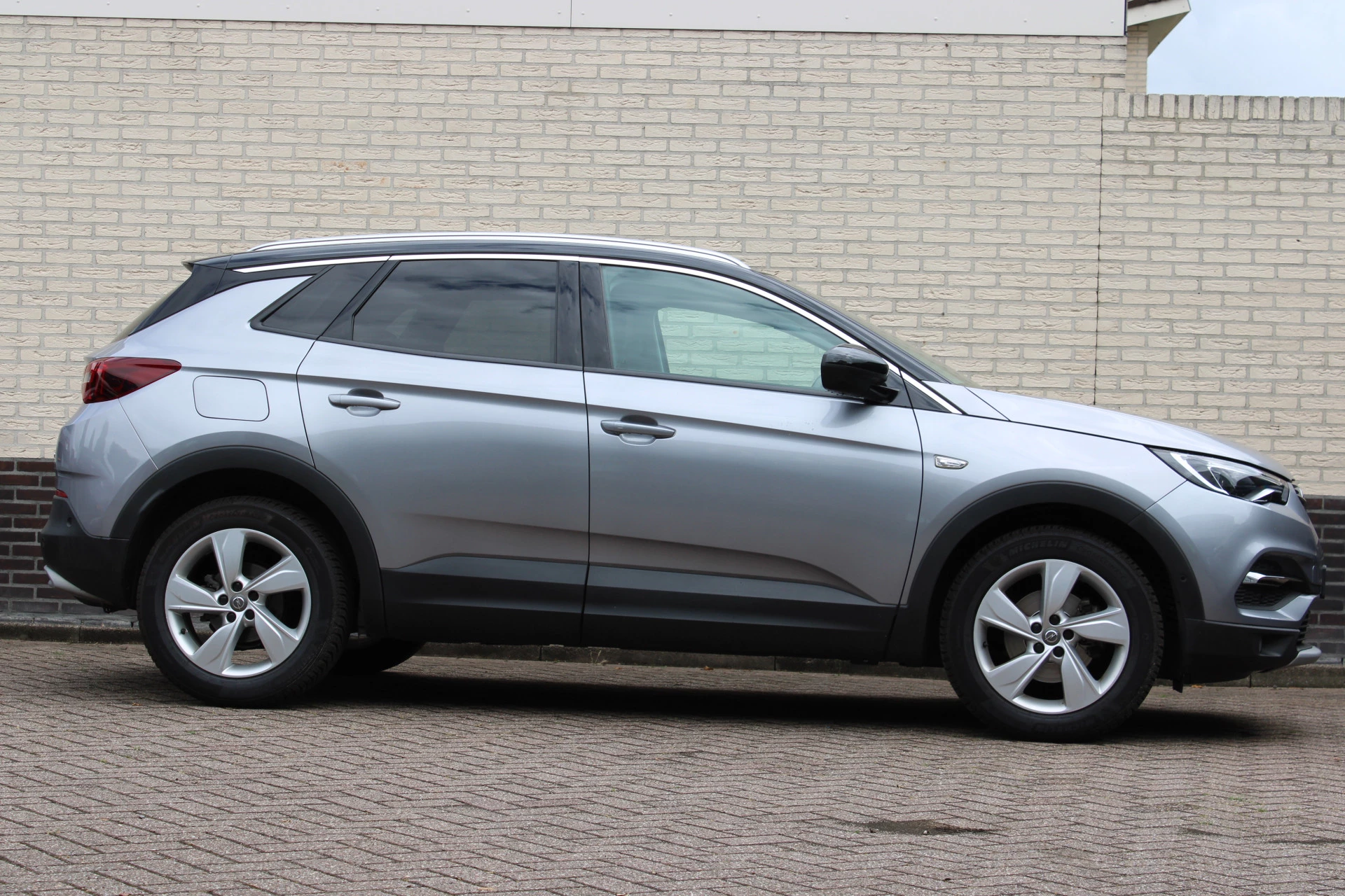 Hoofdafbeelding Opel Grandland X