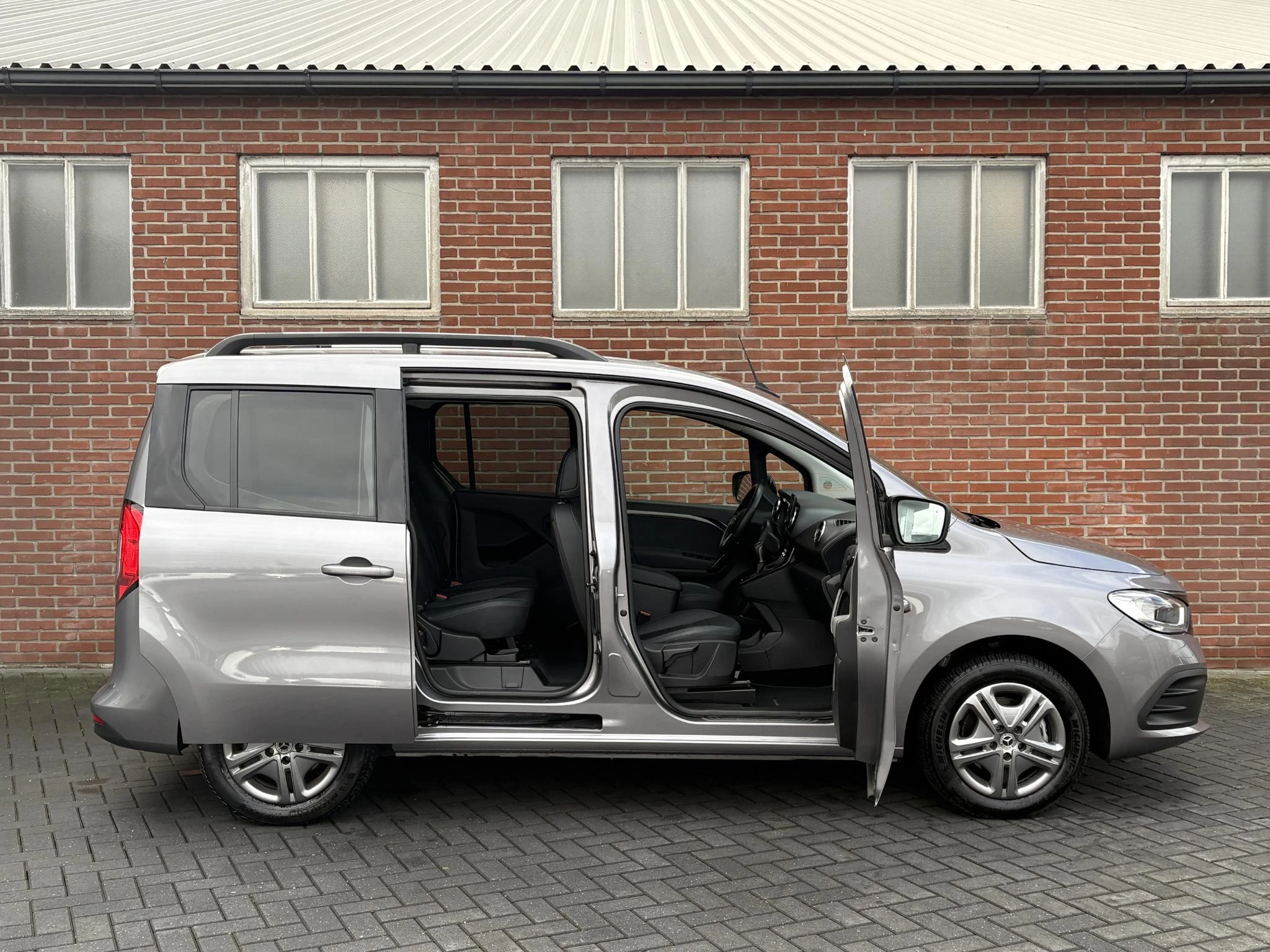 Hoofdafbeelding Mercedes-Benz EQT