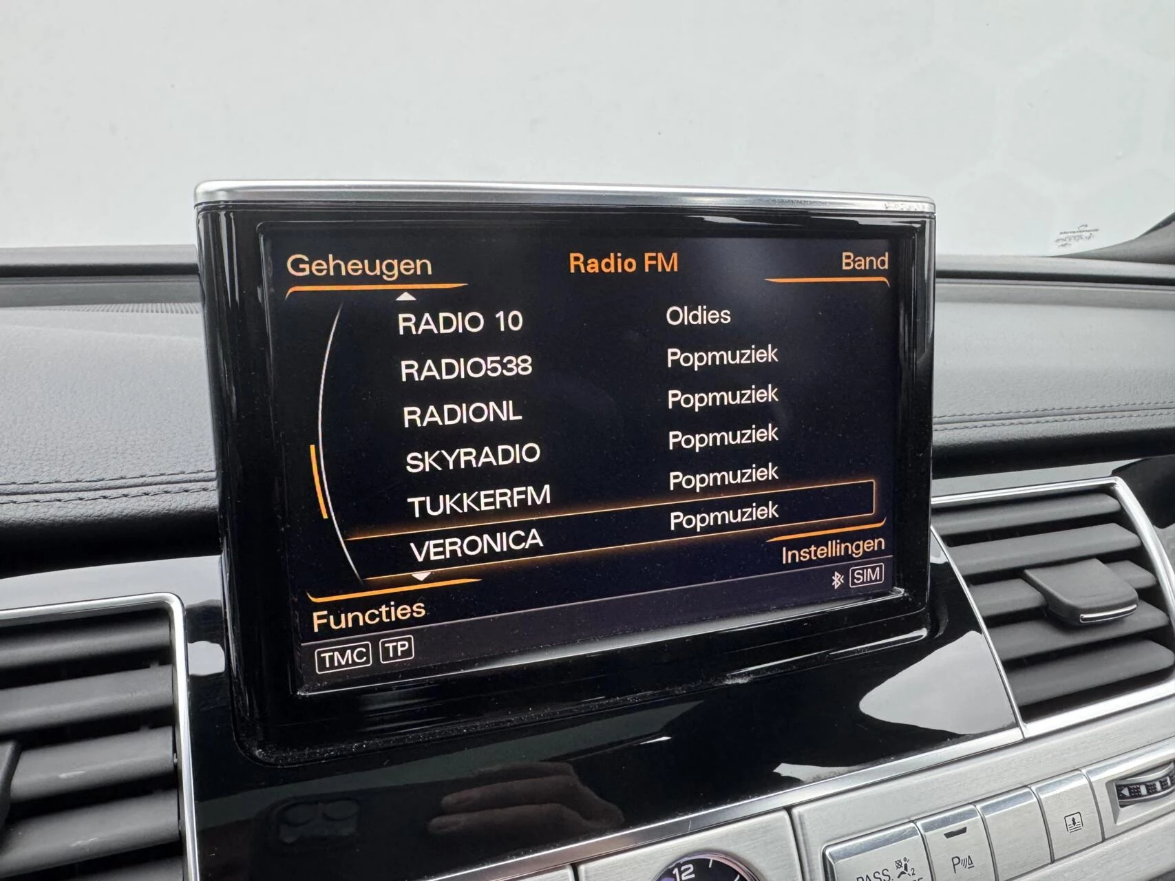 Hoofdafbeelding Audi A8