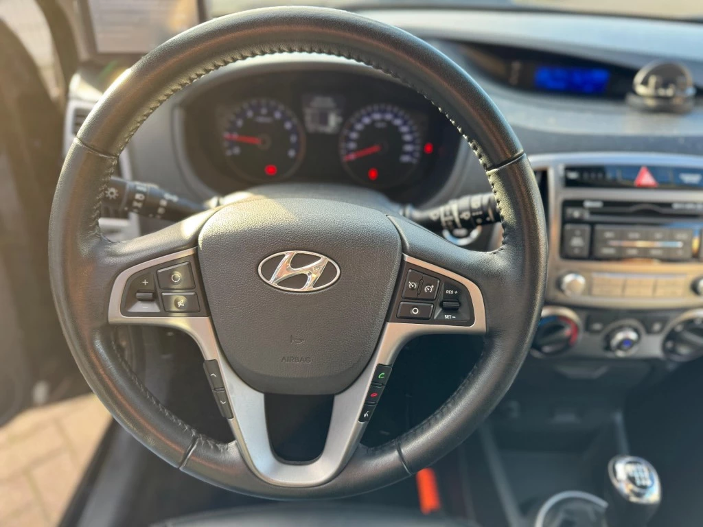 Hoofdafbeelding Hyundai i20