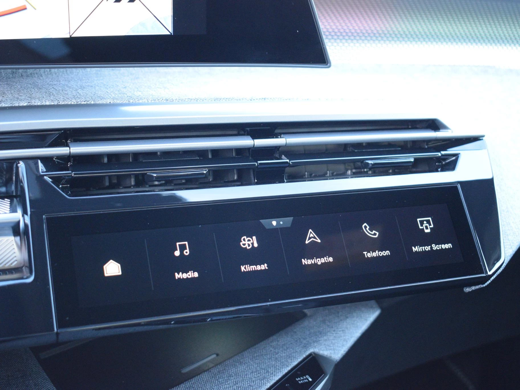 Hoofdafbeelding Peugeot e-3008