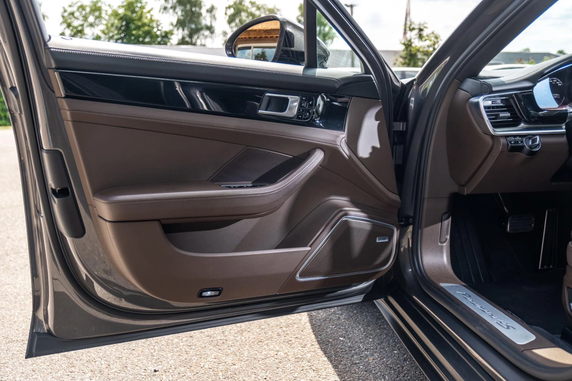 Hoofdafbeelding Porsche Panamera