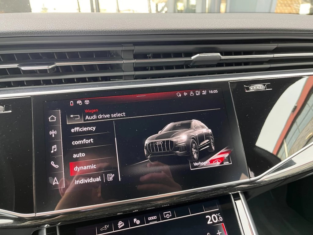 Hoofdafbeelding Audi Q8