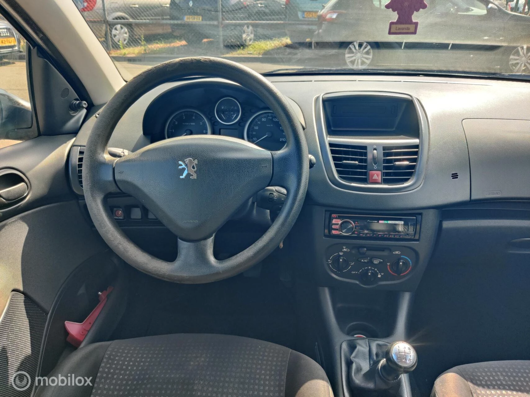 Hoofdafbeelding Peugeot 206