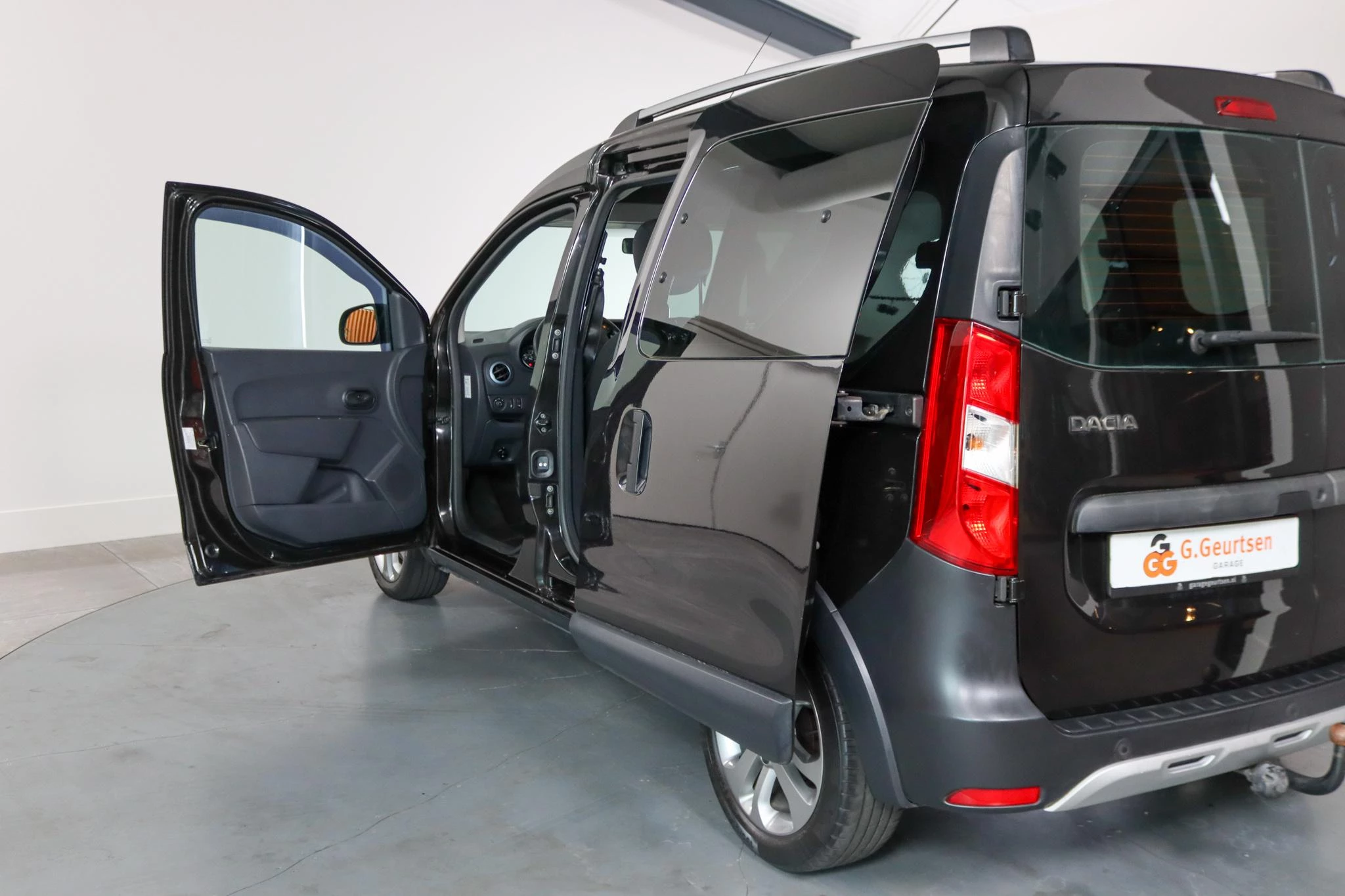 Hoofdafbeelding Dacia Dokker