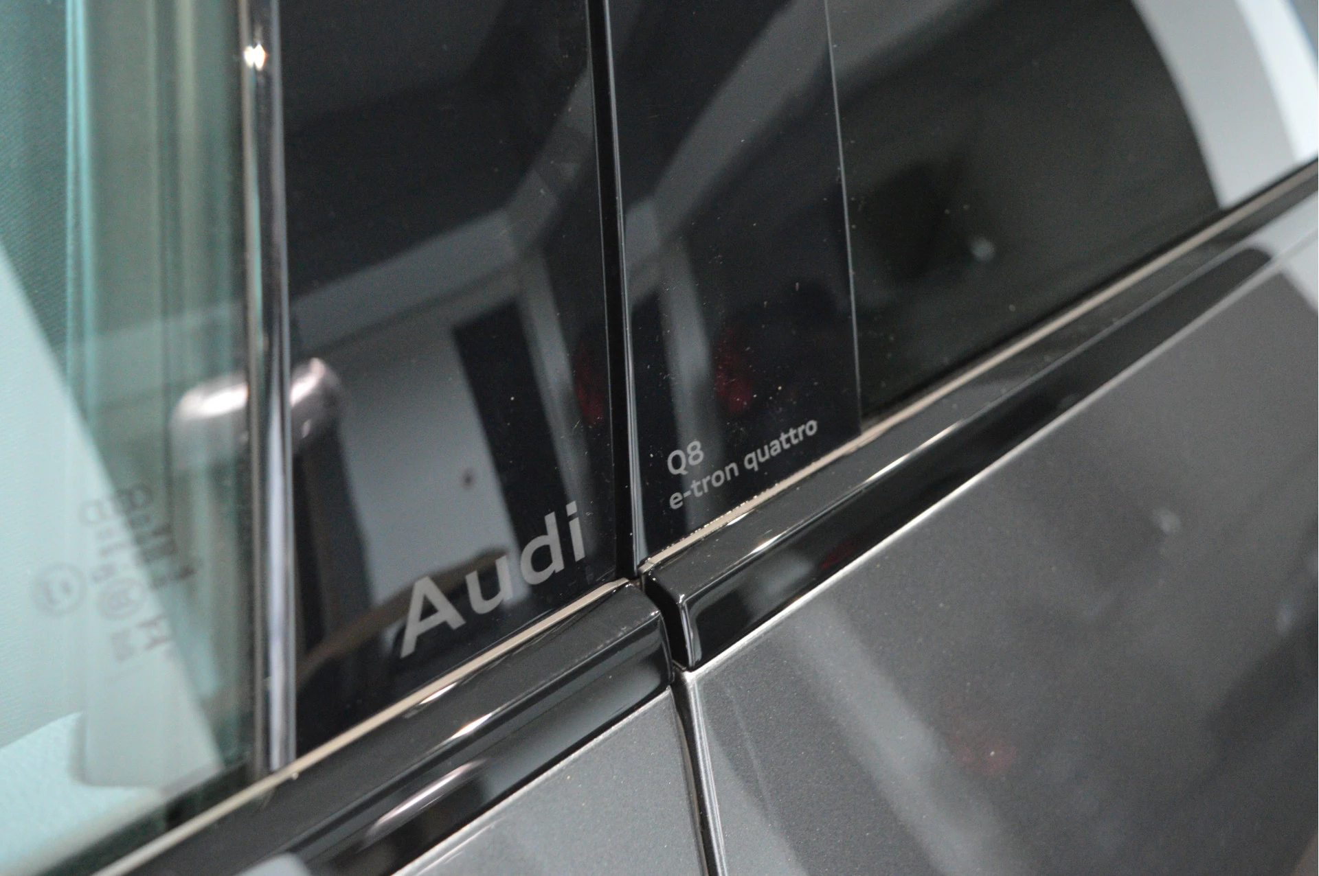 Hoofdafbeelding Audi Q8 e-tron