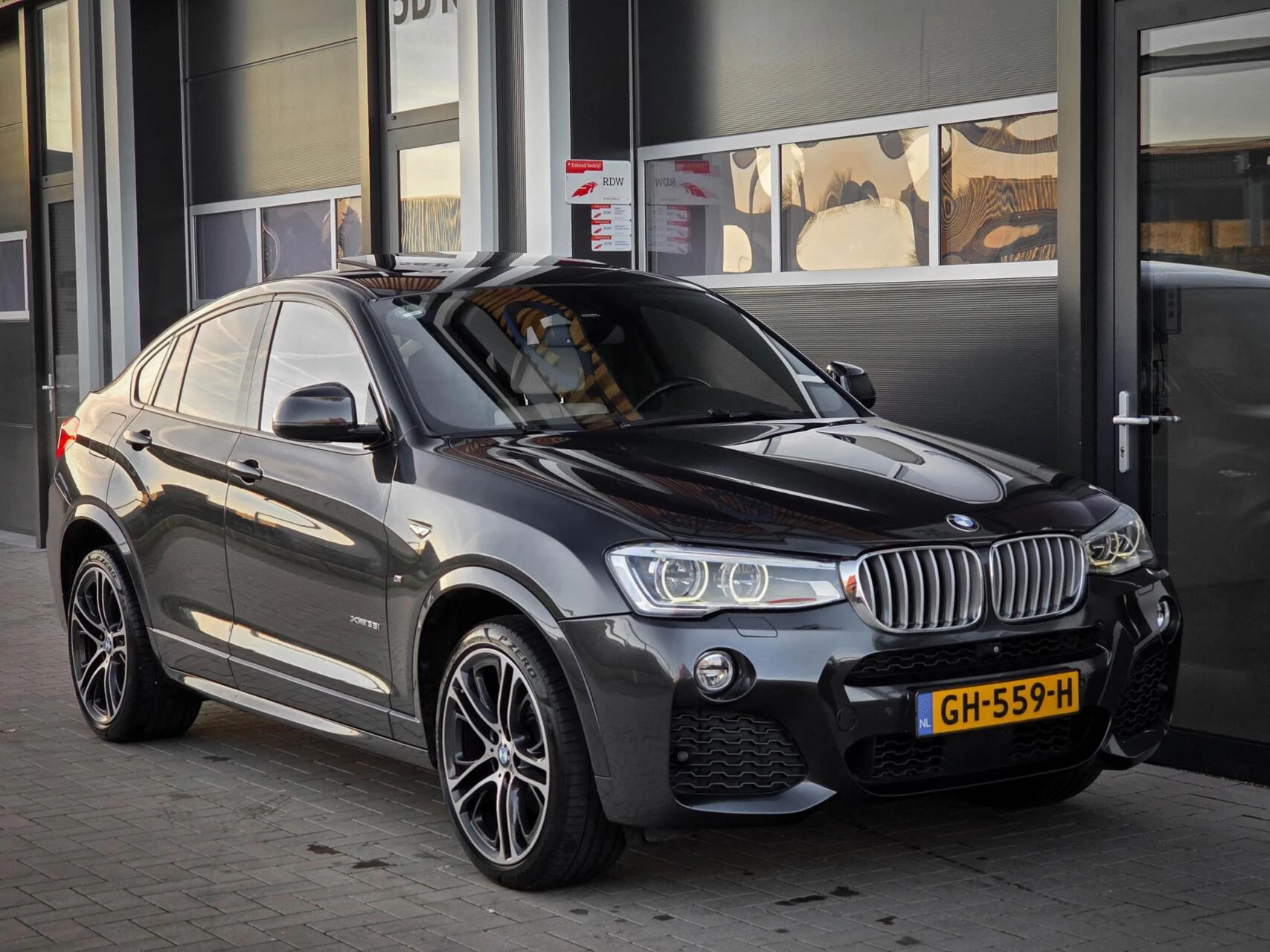 Hoofdafbeelding BMW X4