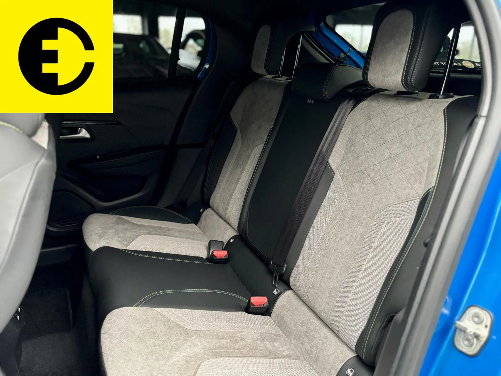 Hoofdafbeelding Peugeot e-208