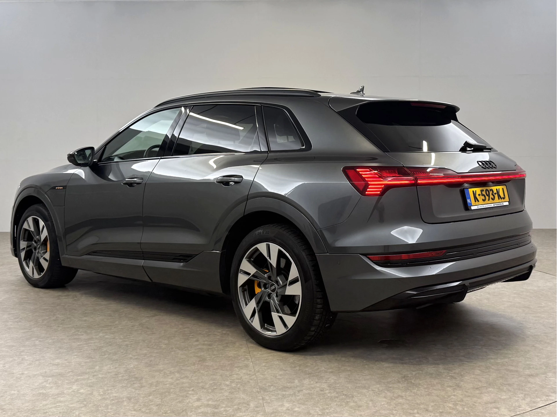 Hoofdafbeelding Audi e-tron