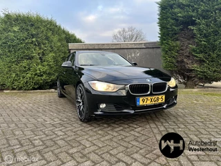 BMW 3-serie 320i Executive Navi Leder Automaat NWE APK