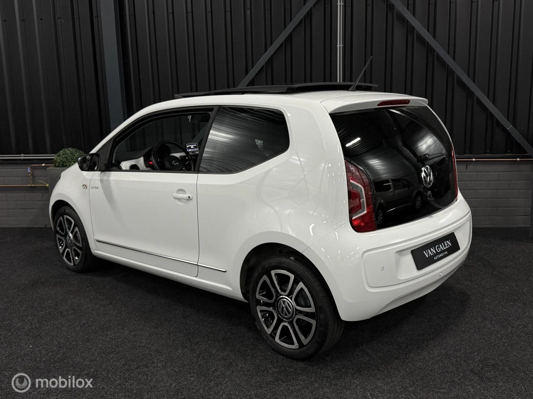 Hoofdafbeelding Volkswagen up!