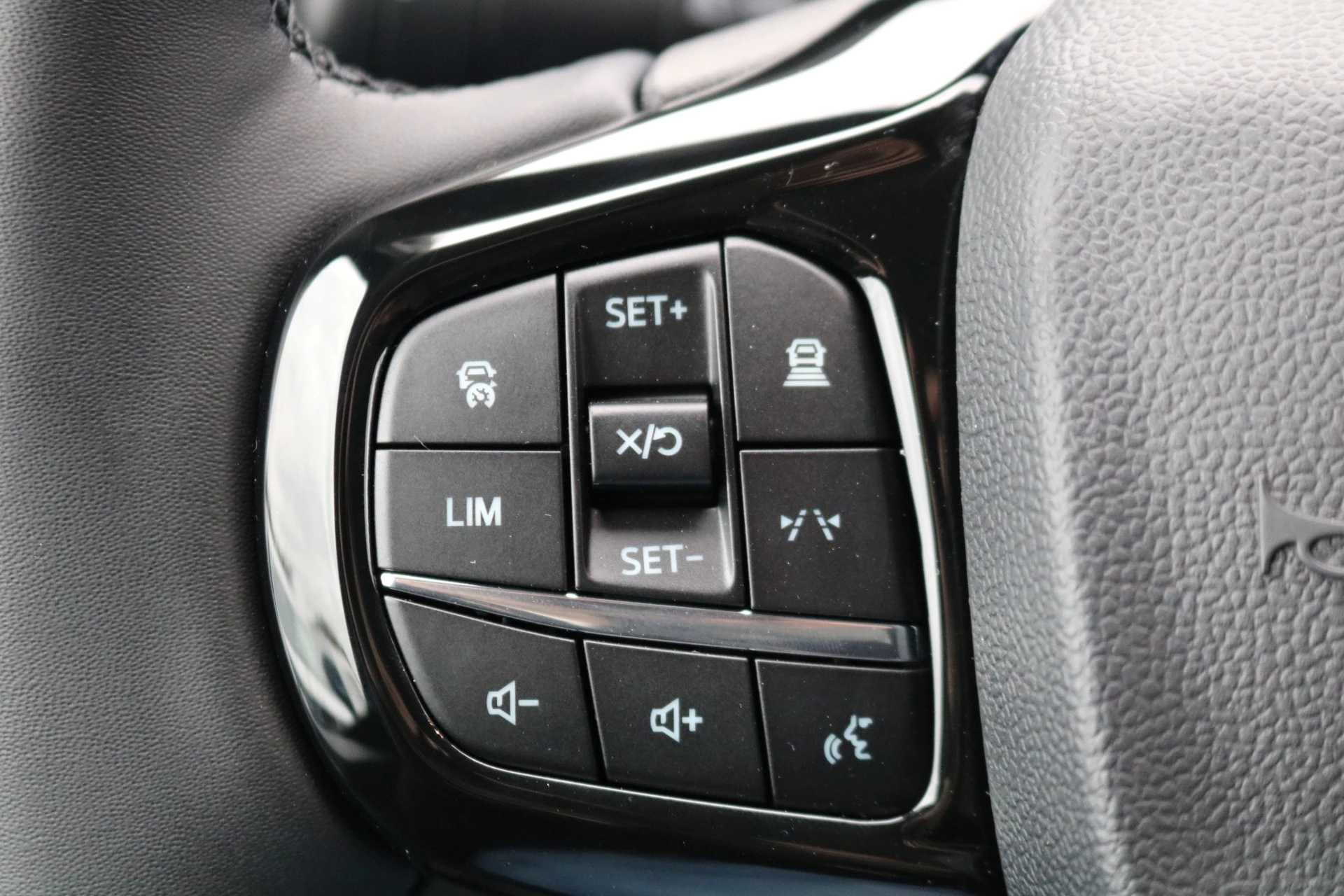 Hoofdafbeelding Ford E-Transit Custom