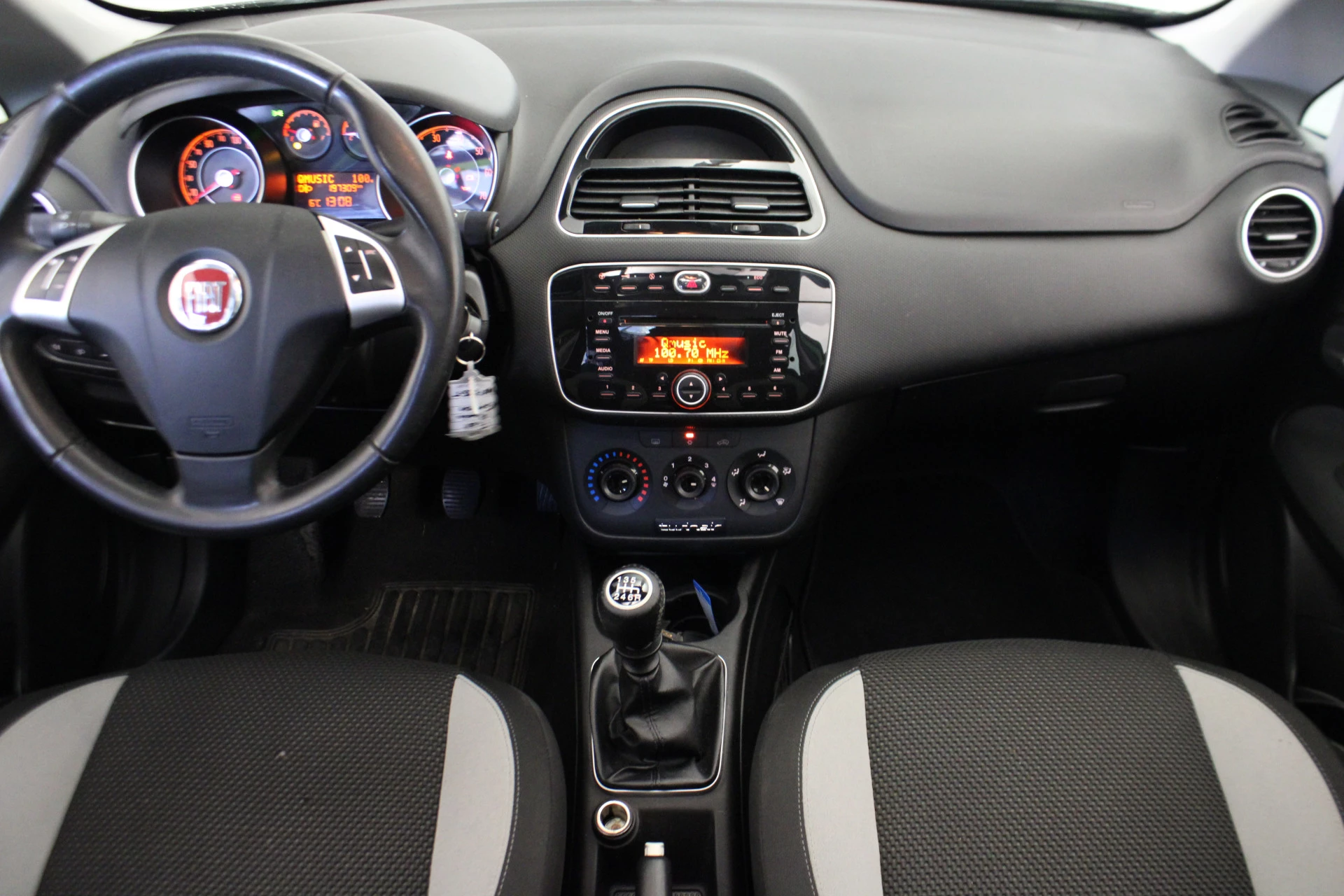 Hoofdafbeelding Fiat Punto