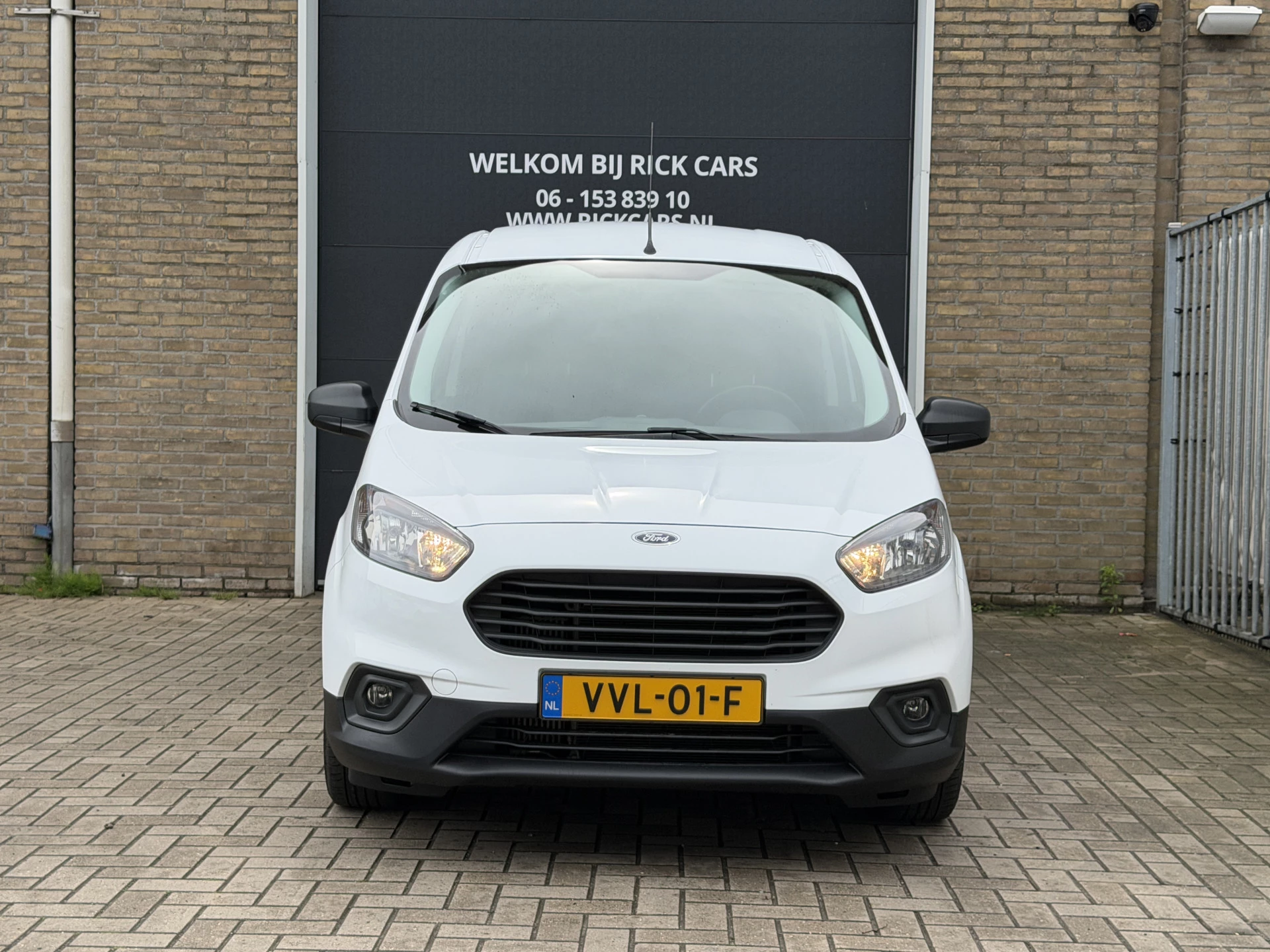 Hoofdafbeelding Ford Transit Courier