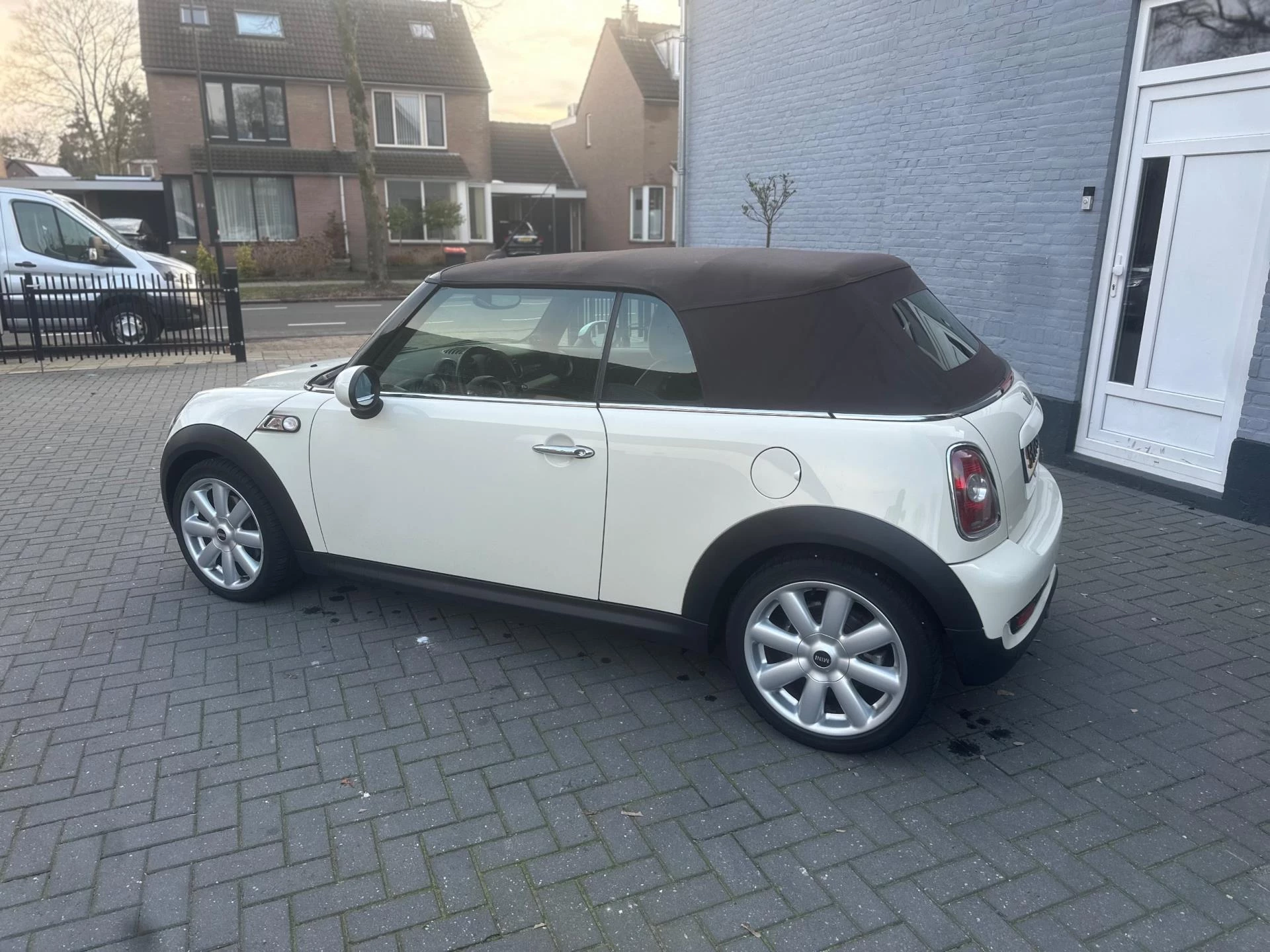 Hoofdafbeelding MINI Cabrio