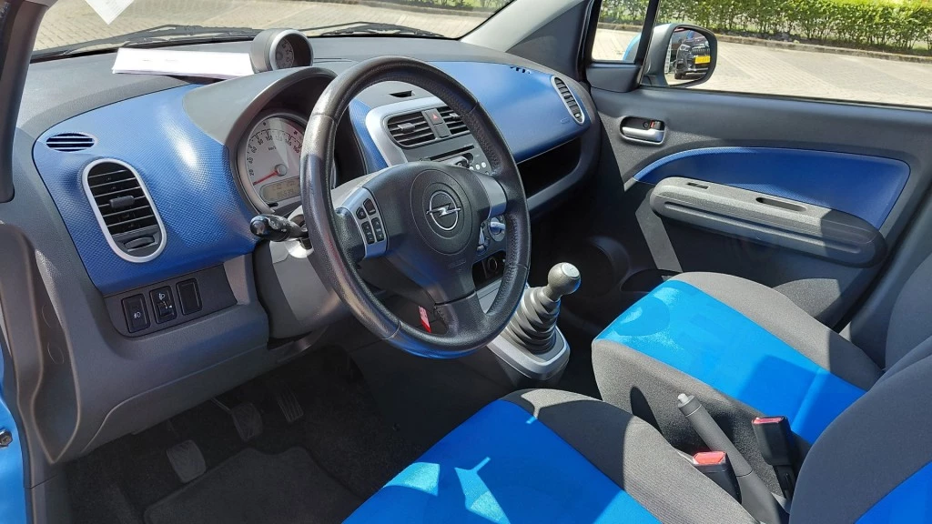 Hoofdafbeelding Opel Agila