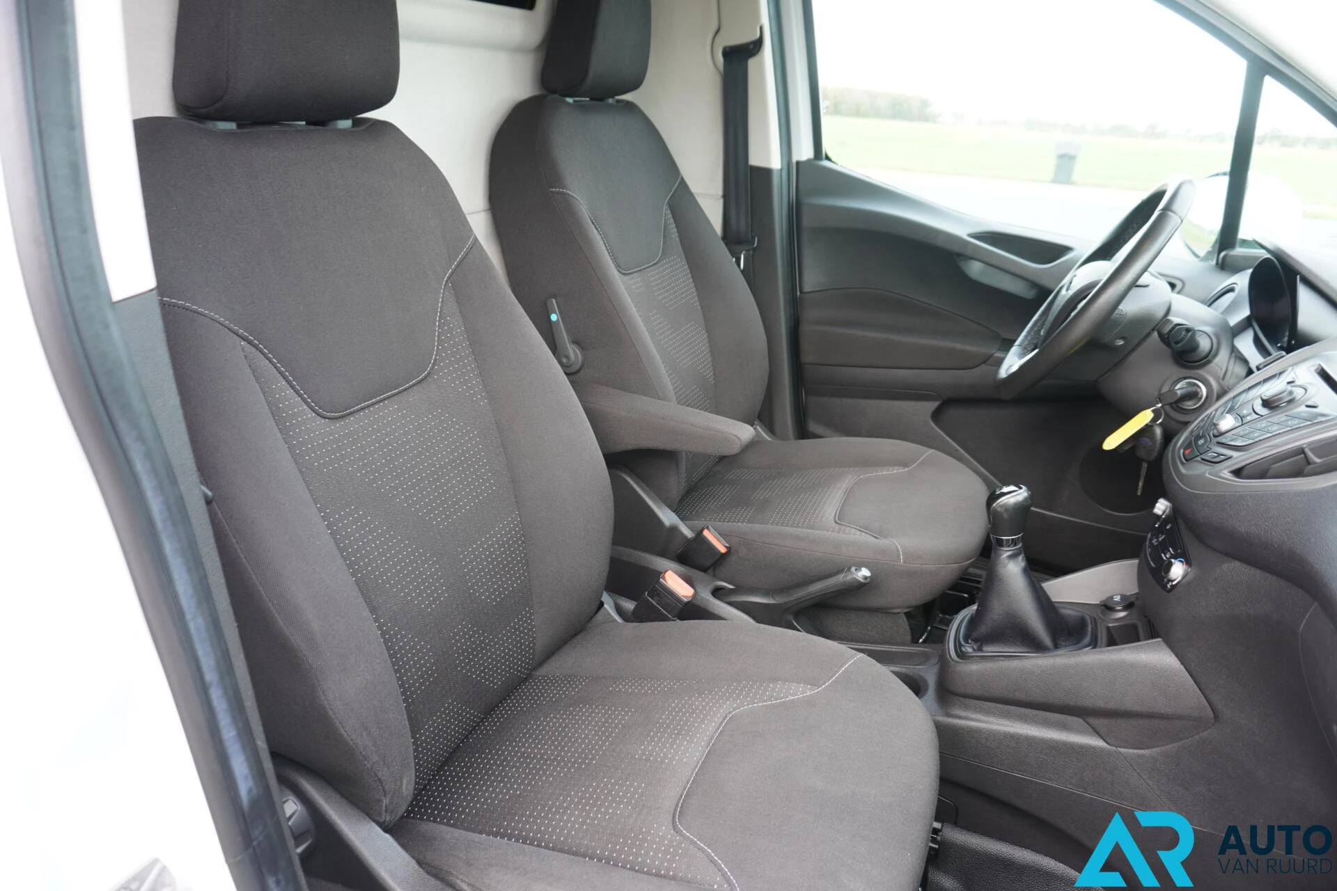 Hoofdafbeelding Ford Transit Courier