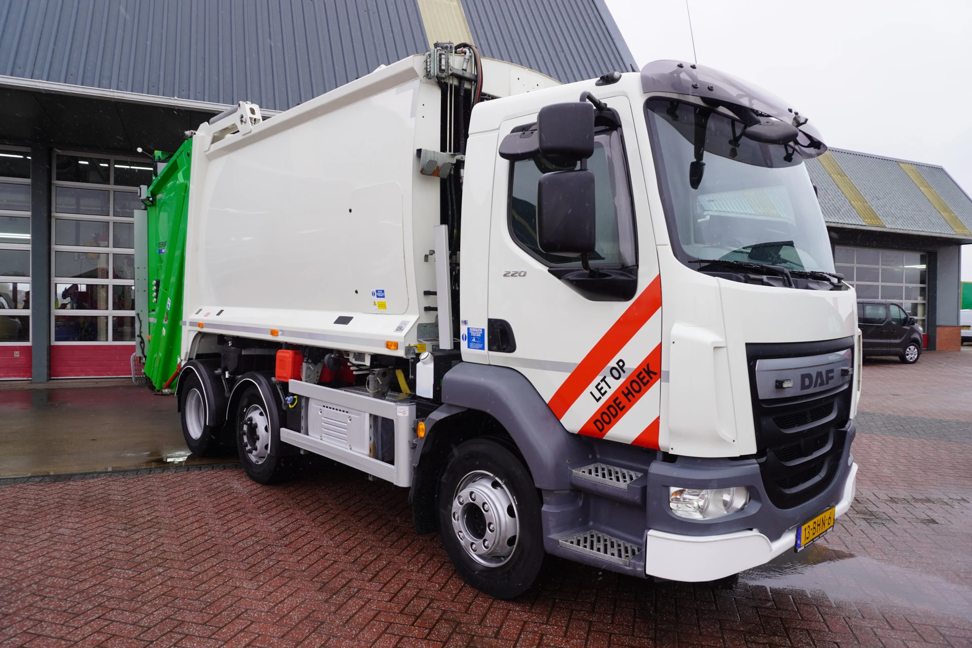 Hoofdafbeelding DAF LF 220 FAG