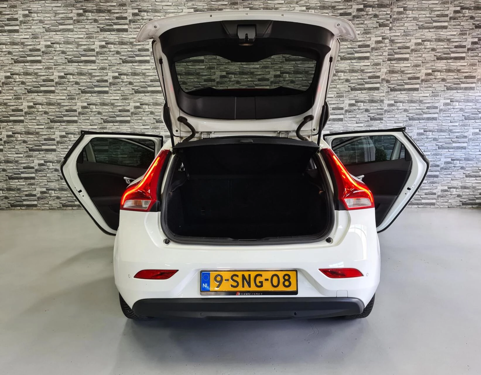 Hoofdafbeelding Volvo V40