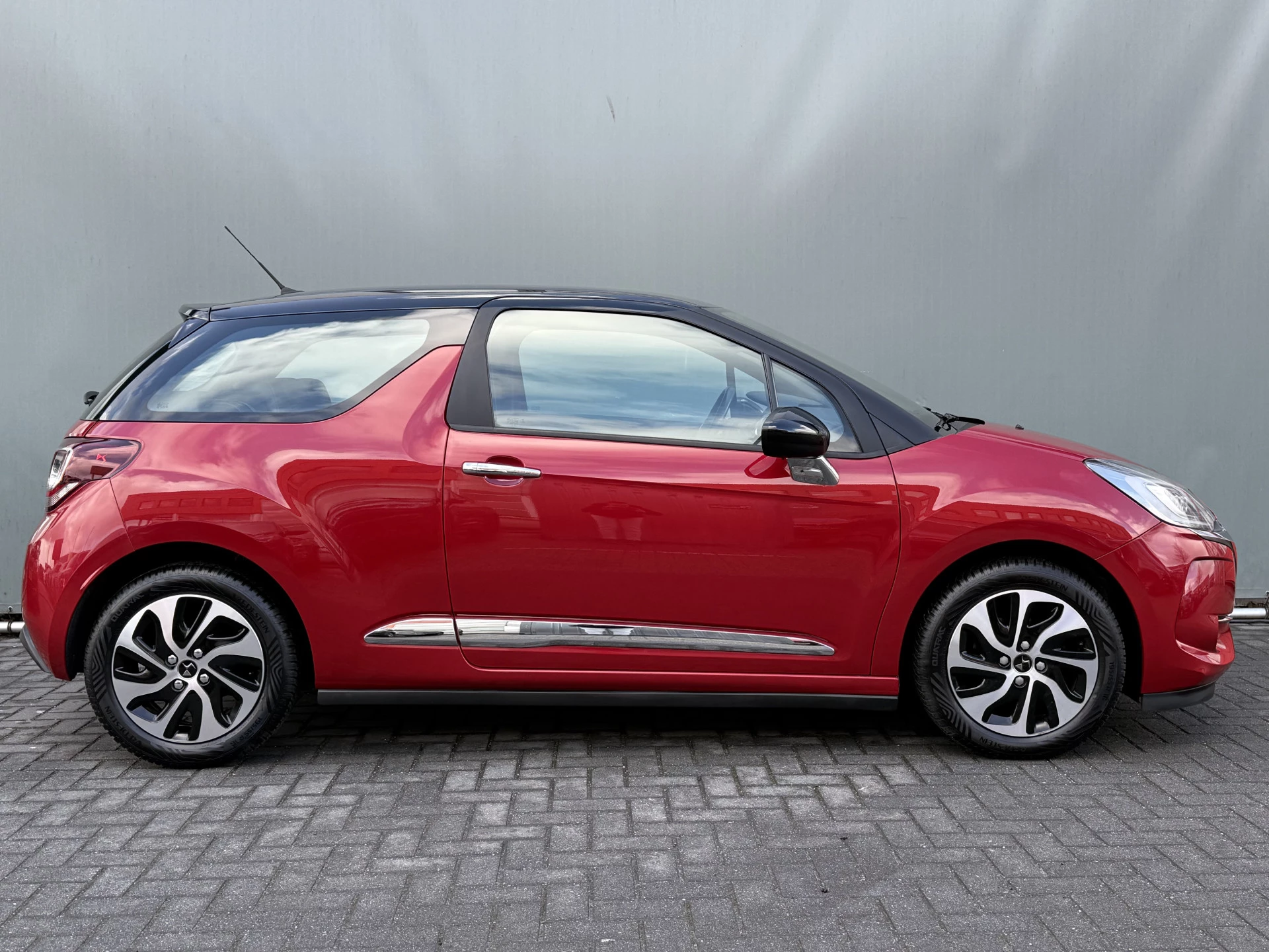 Hoofdafbeelding DS DS 3