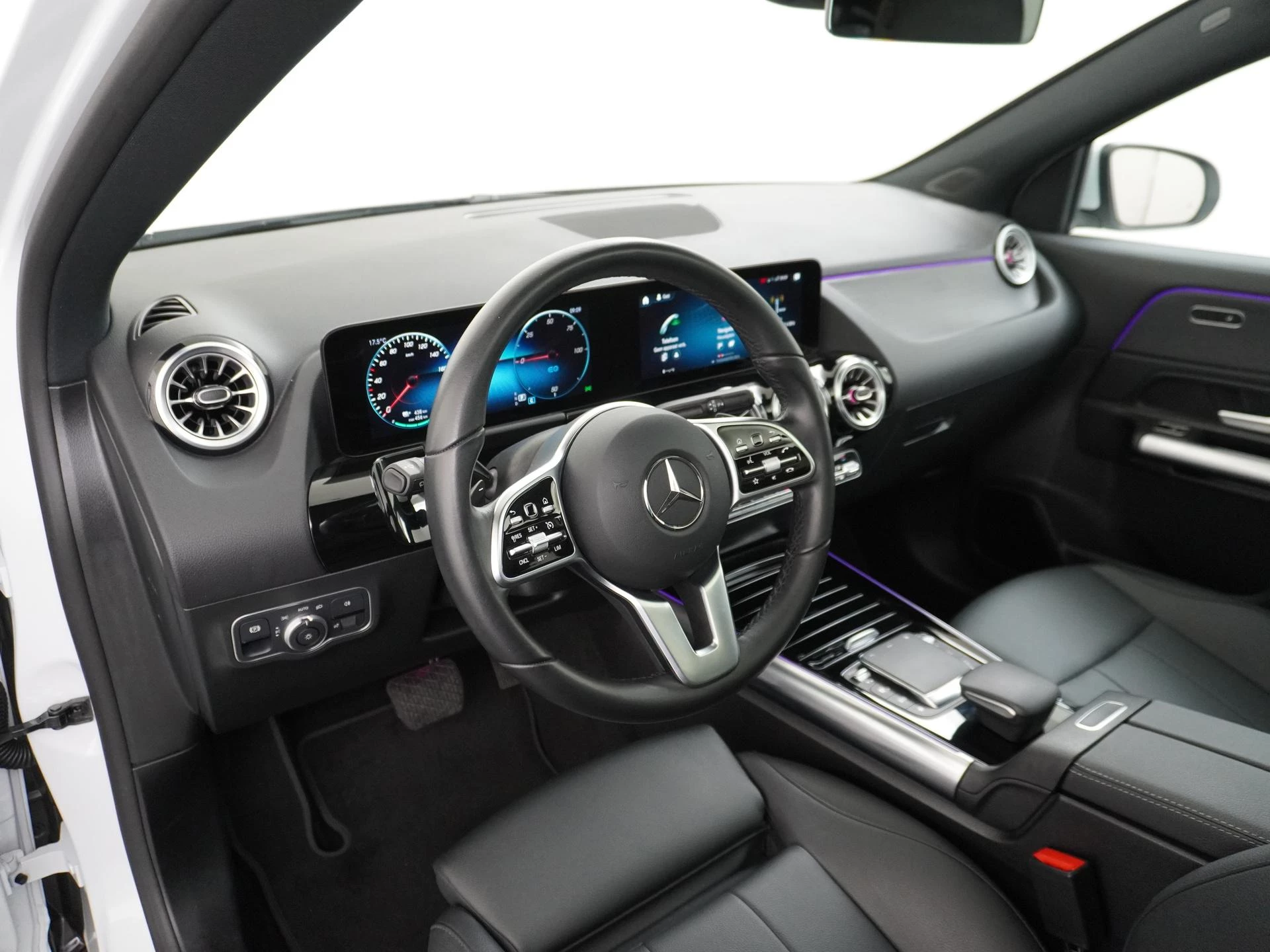 Hoofdafbeelding Mercedes-Benz EQA