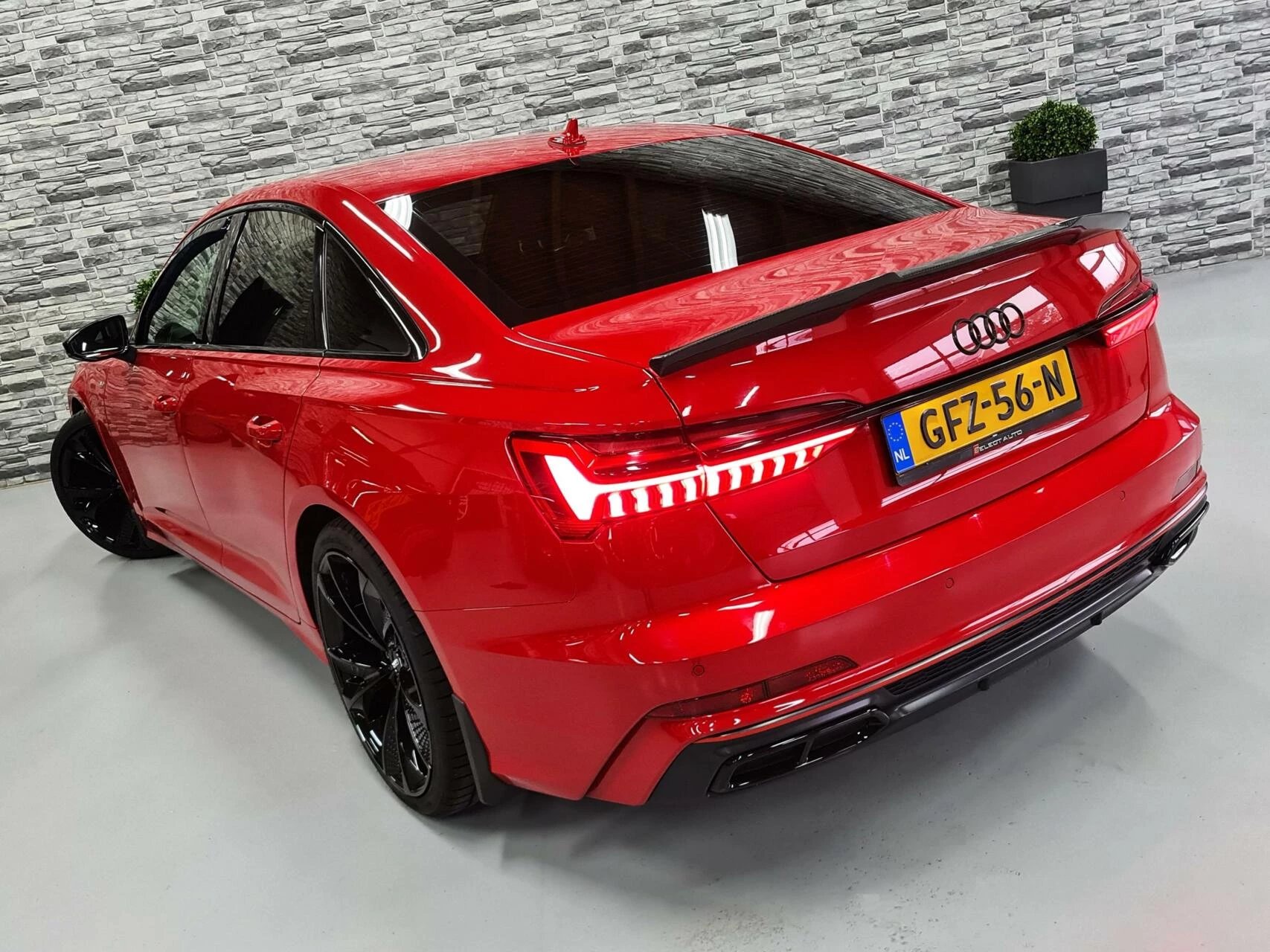 Hoofdafbeelding Audi A6