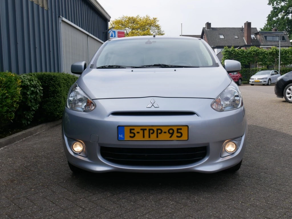 Hoofdafbeelding Mitsubishi Space Star