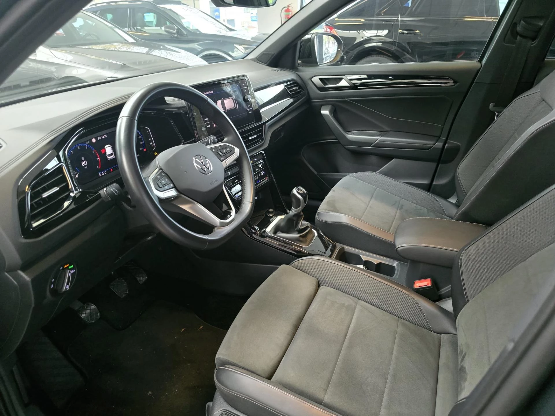 Hoofdafbeelding Volkswagen T-Roc