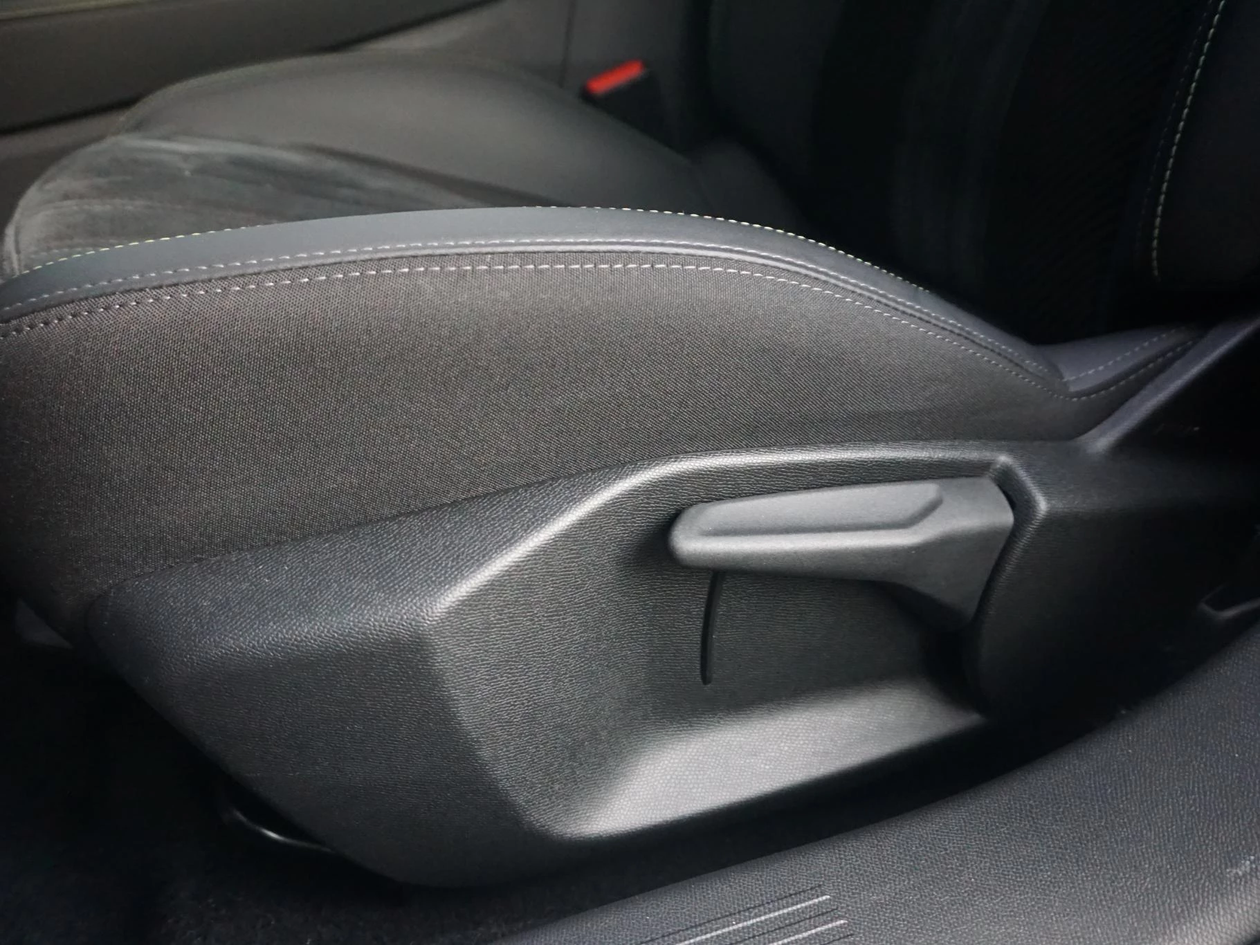 Hoofdafbeelding Peugeot 408