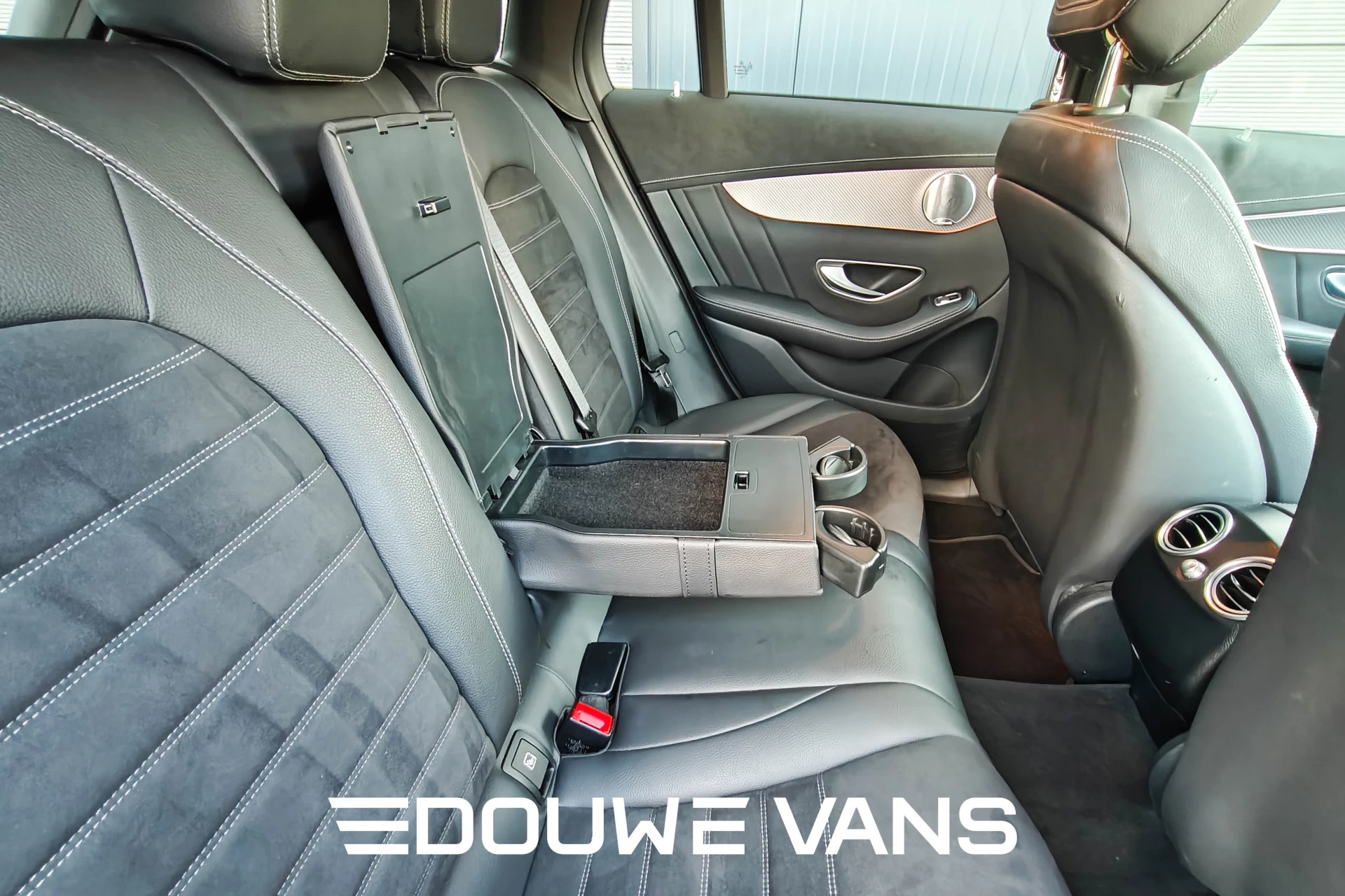 Hoofdafbeelding Mercedes-Benz EQC