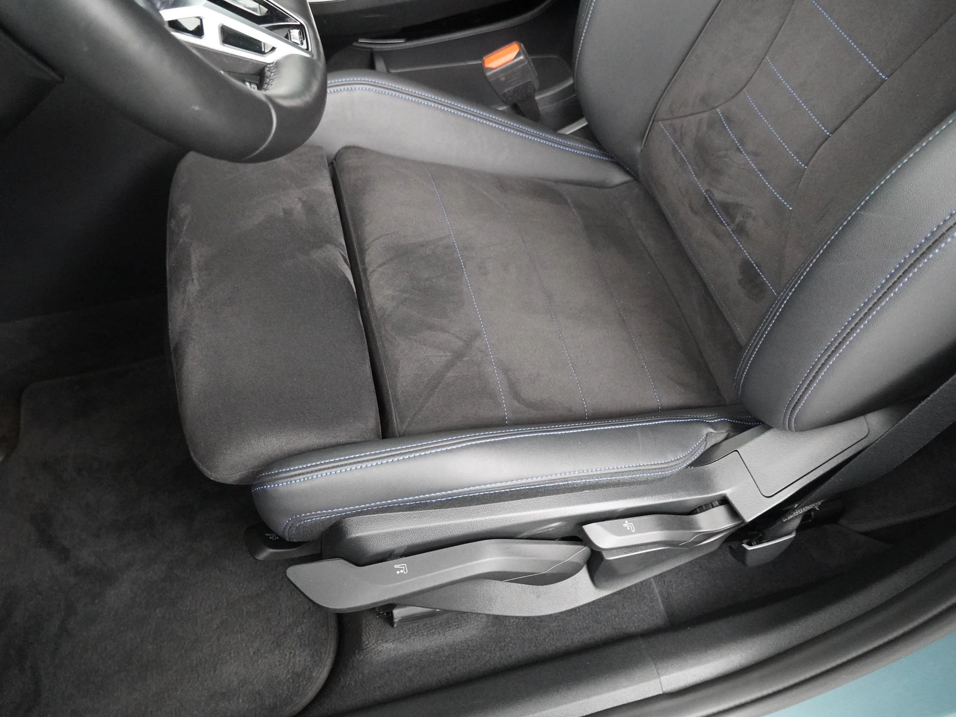 Hoofdafbeelding BMW iX1