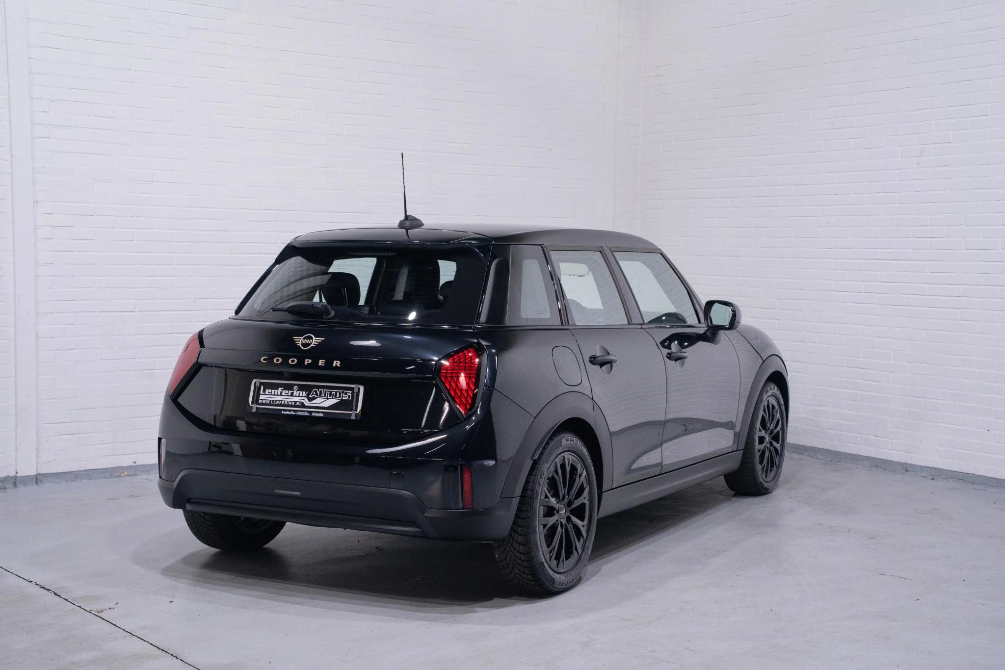 Hoofdafbeelding MINI 5-deurs