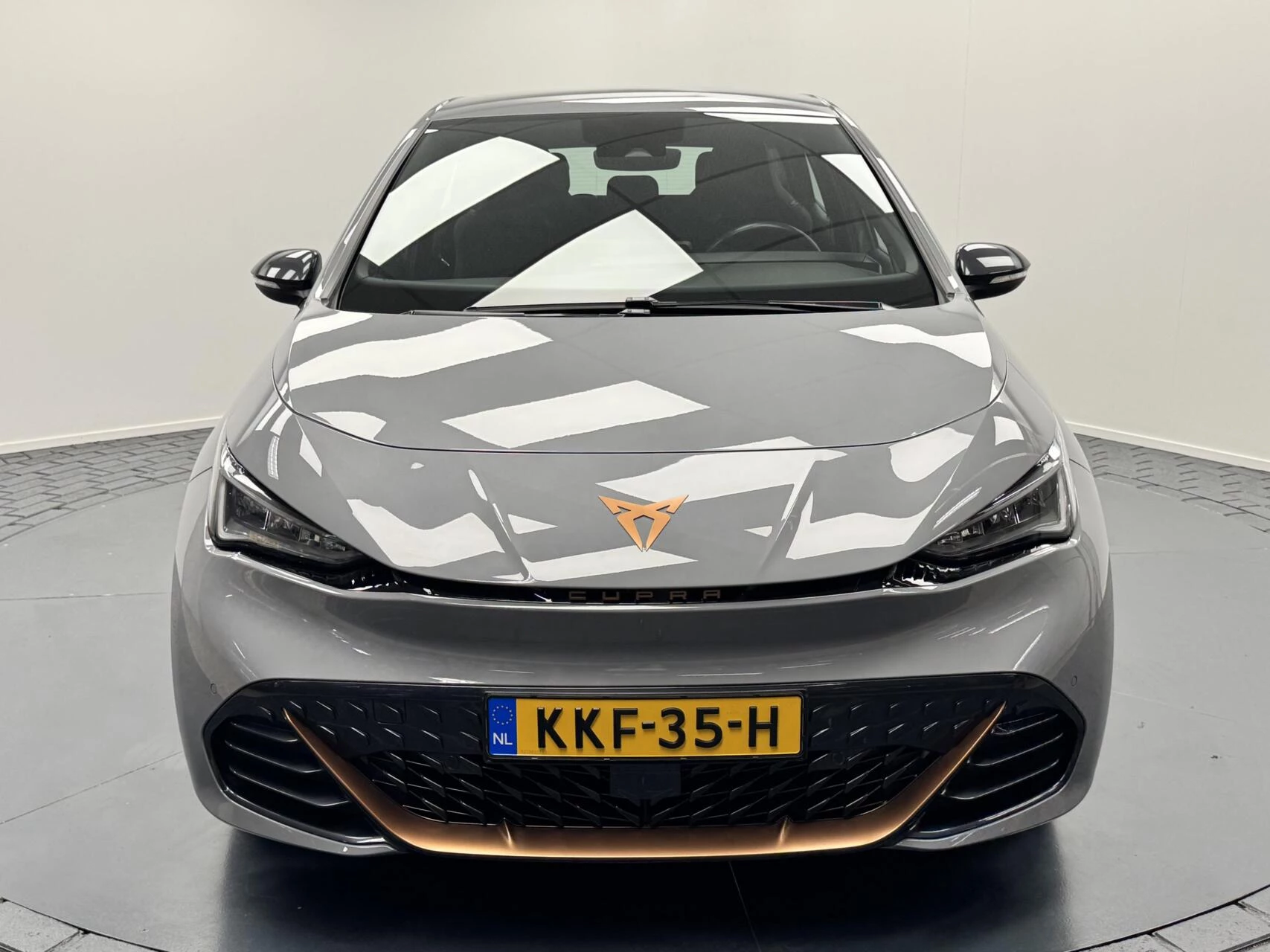 Hoofdafbeelding CUPRA Born