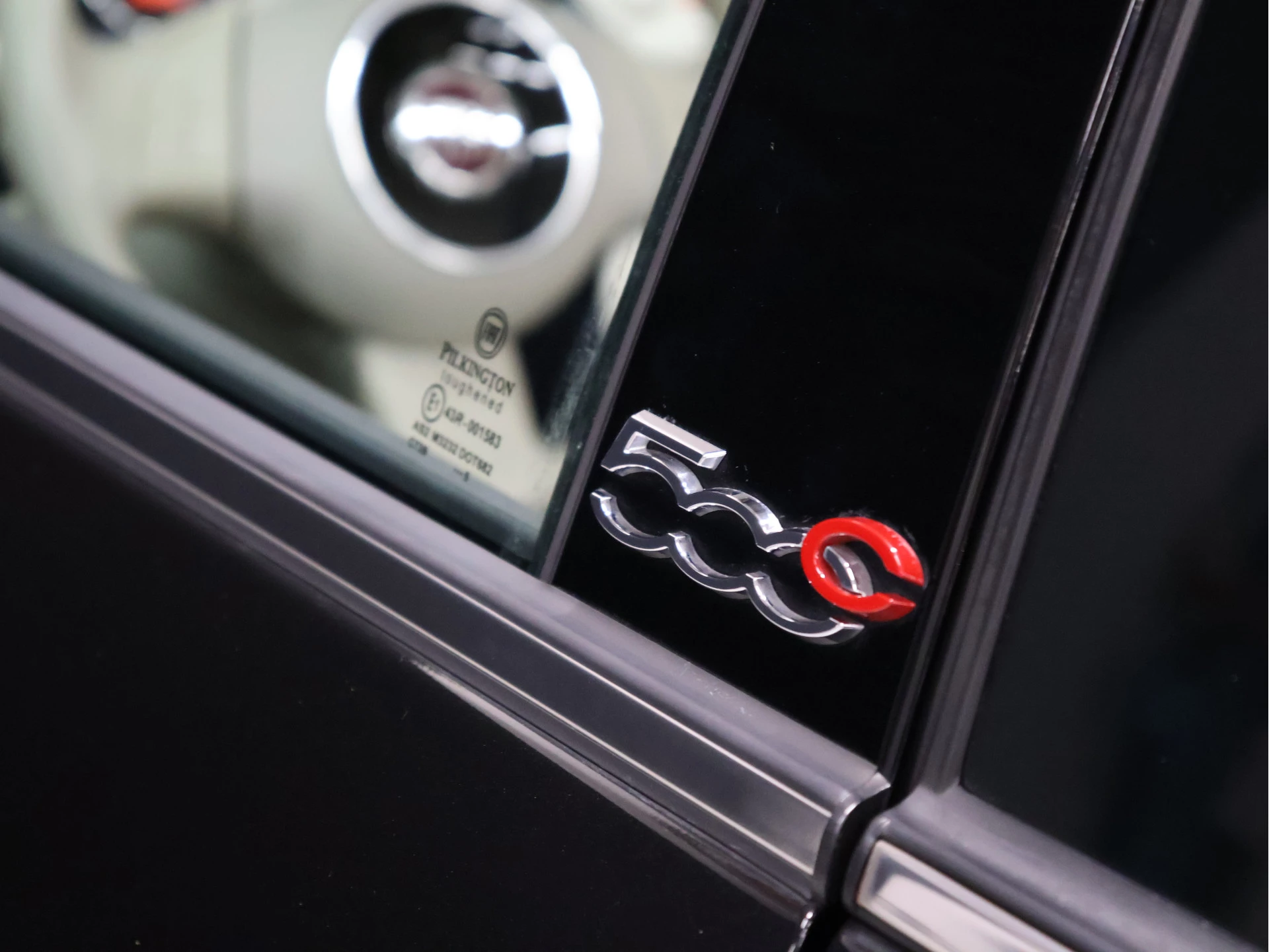 Hoofdafbeelding Fiat 500C