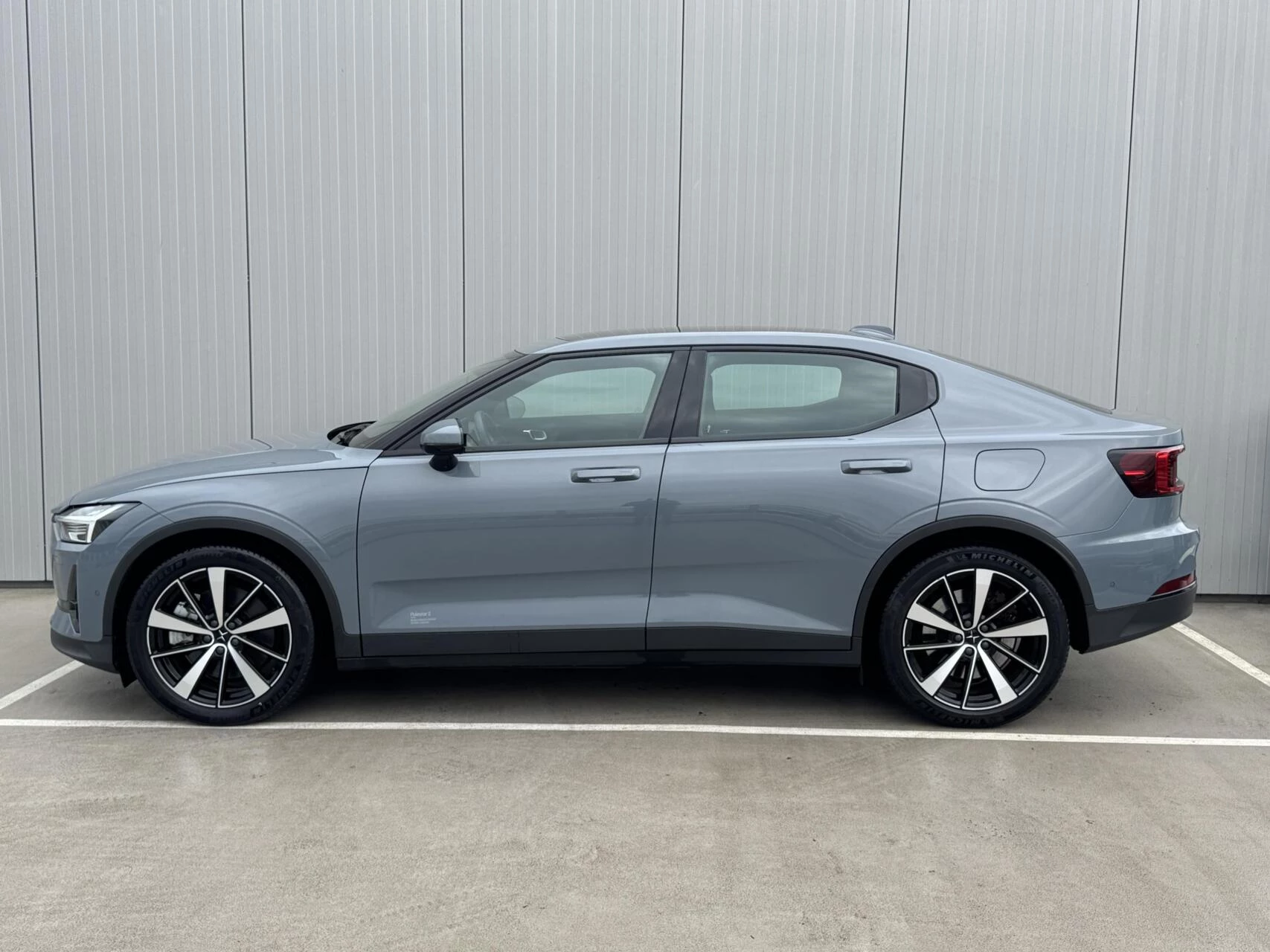 Hoofdafbeelding Polestar 2