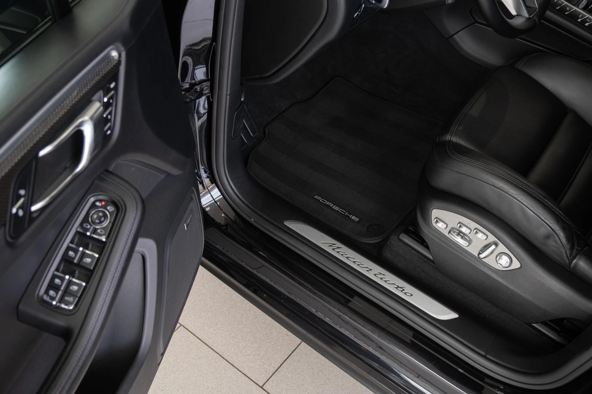 Hoofdafbeelding Porsche Macan
