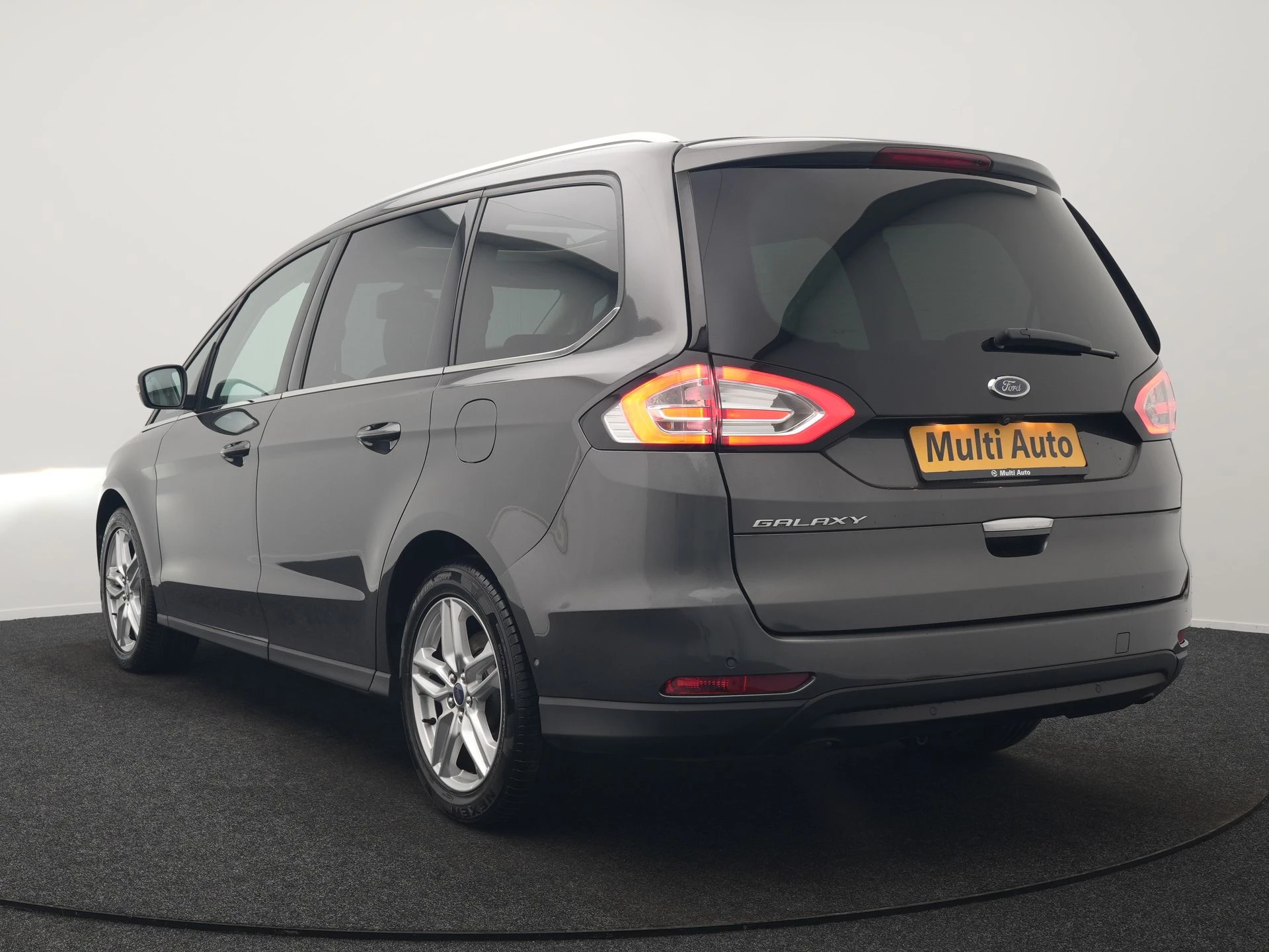 Hoofdafbeelding Ford Galaxy