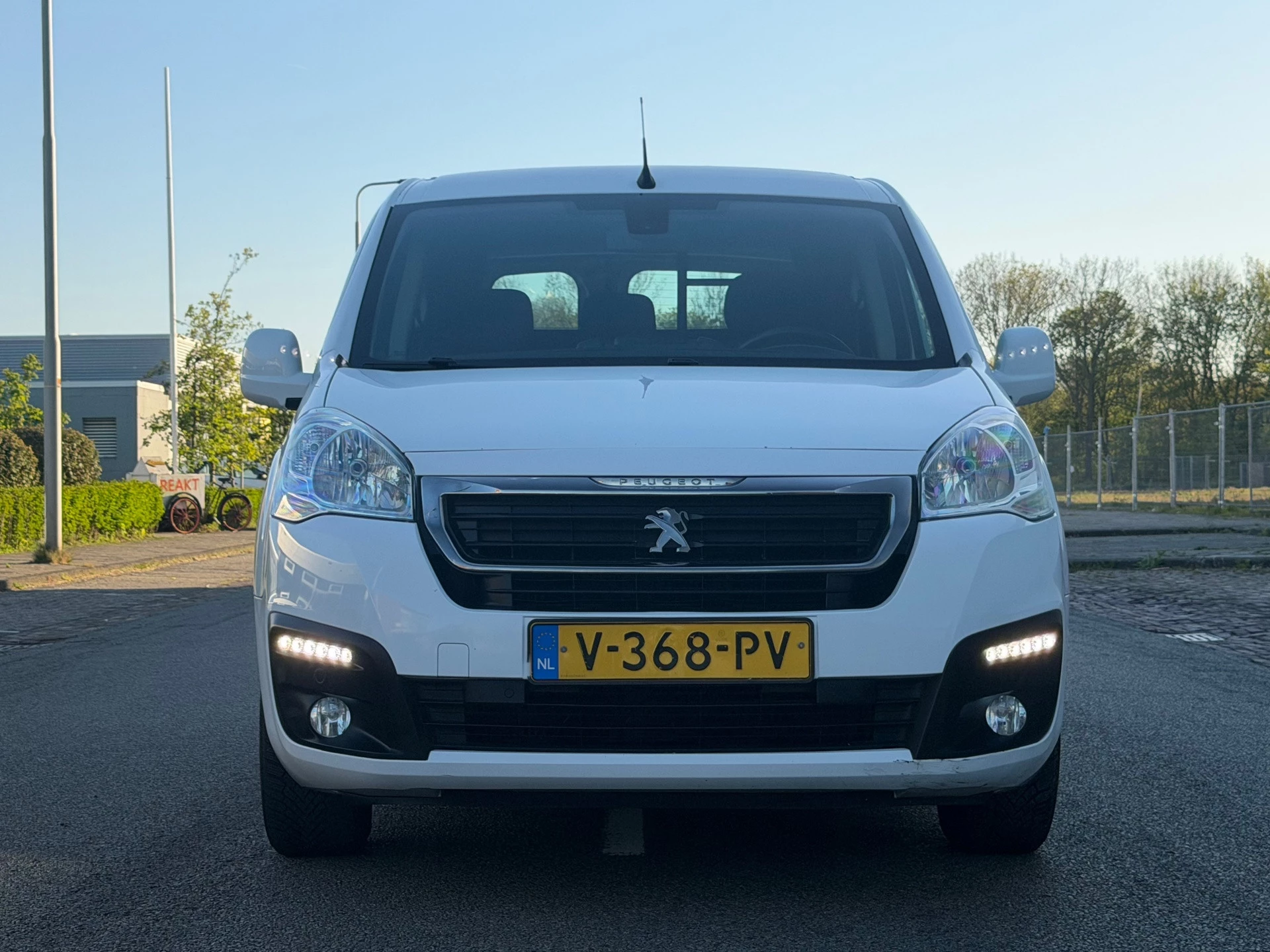 Hoofdafbeelding Peugeot Partner