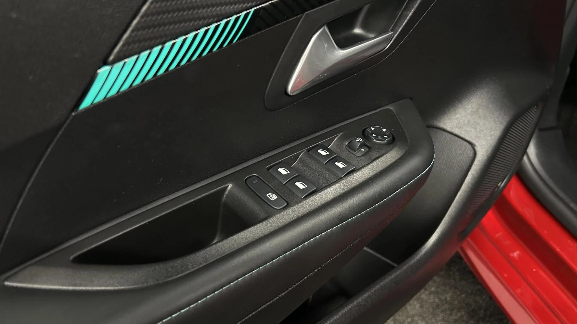 Hoofdafbeelding Peugeot e-208