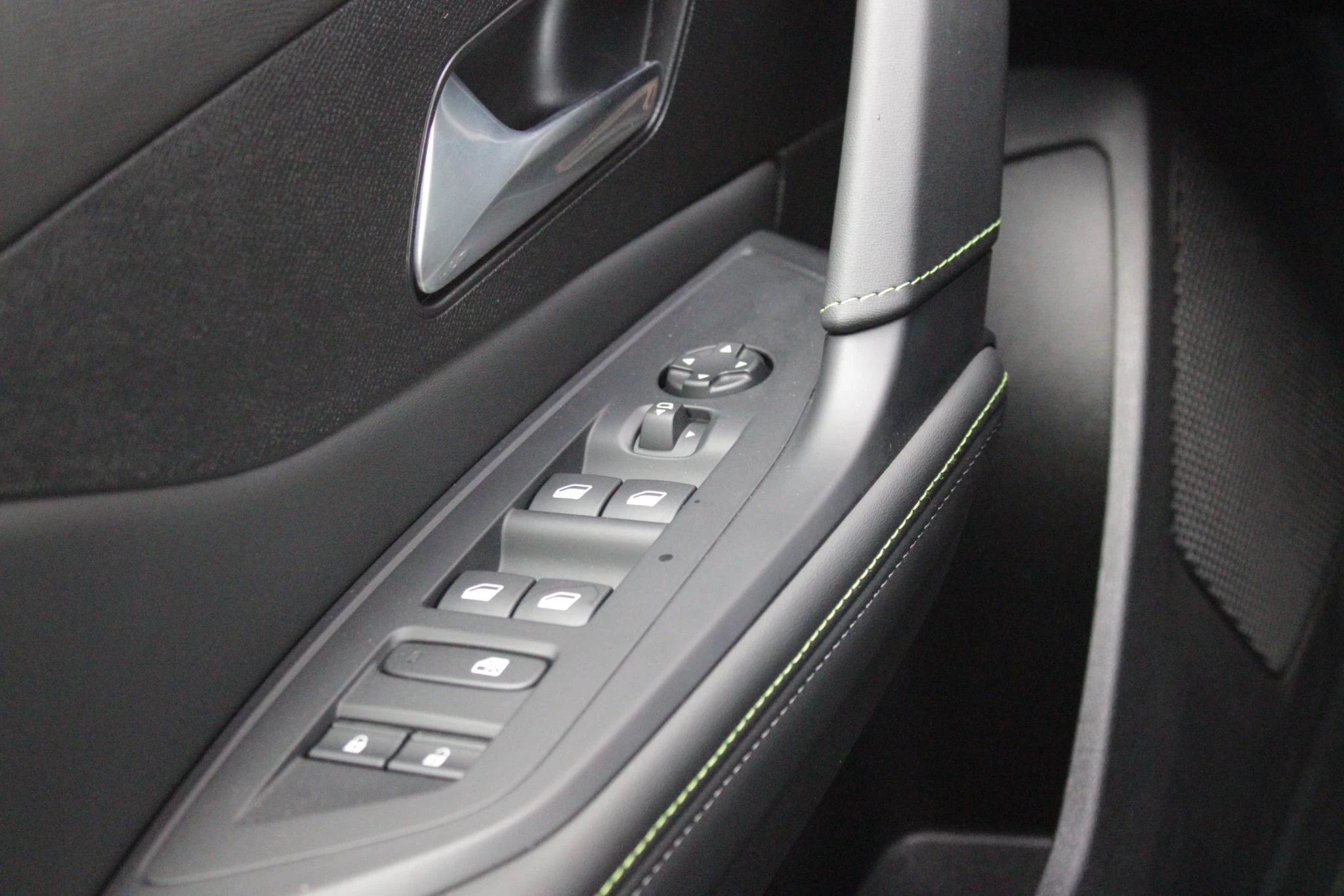 Hoofdafbeelding Peugeot 408